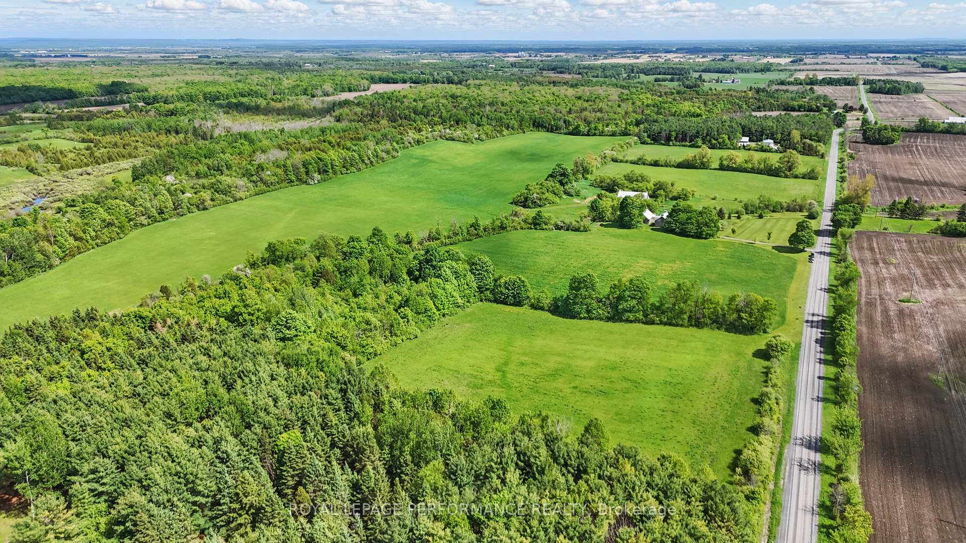 Photo 22 of 1225 Aberdeen Road, North Glengarry, North Glengarry (Lochiel) Twp — HOMEH