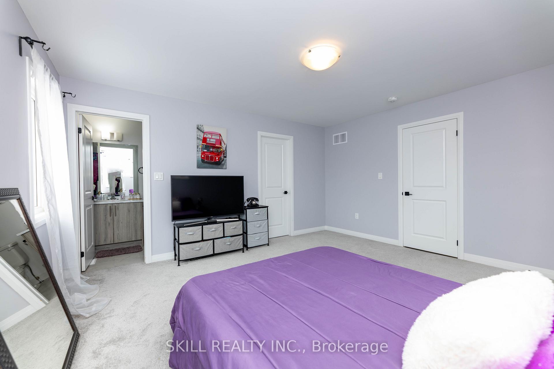 Photo 10 of 78 Fairlane Avenue, Barrie, Painswick South — HOMEH