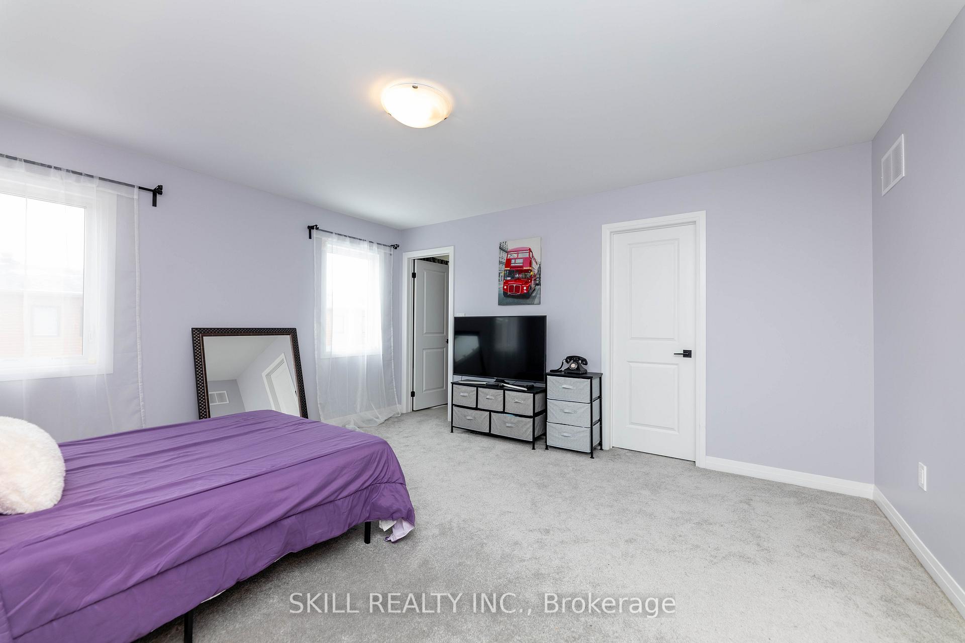 Photo 11 of 78 Fairlane Avenue, Barrie, Painswick South — HOMEH