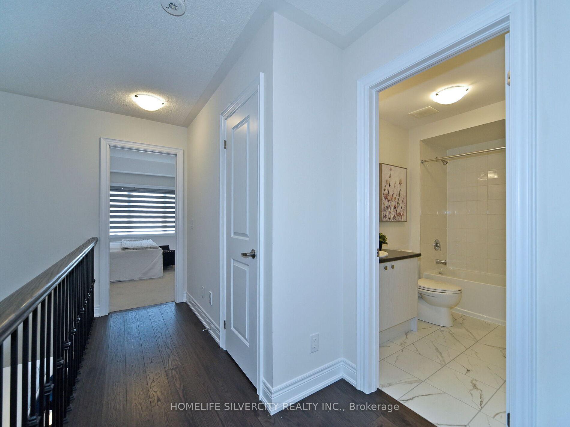 Photo 35 of 92 Deer Ridge Crescent, Whitby, Rural Whitby — HOMEH