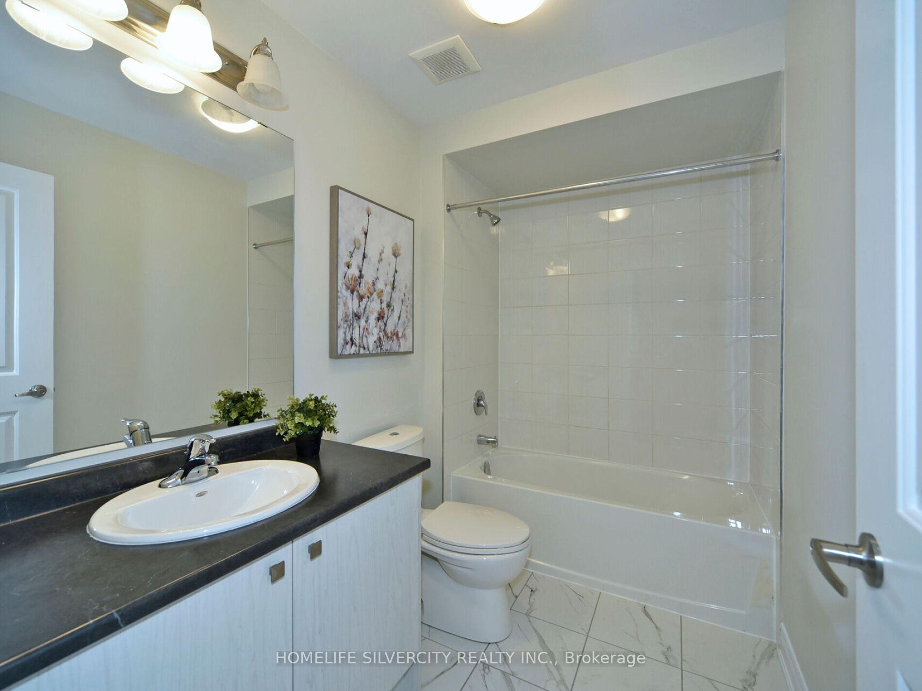 Photo 33 of 92 Deer Ridge Crescent, Whitby, Rural Whitby — HOMEH