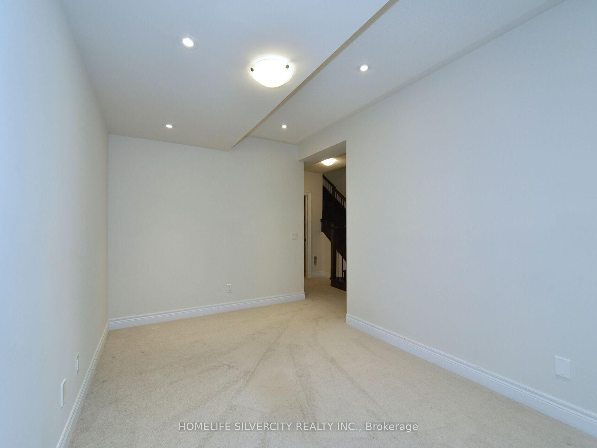 Photo 41 of 92 Deer Ridge Crescent, Whitby, Rural Whitby — HOMEH