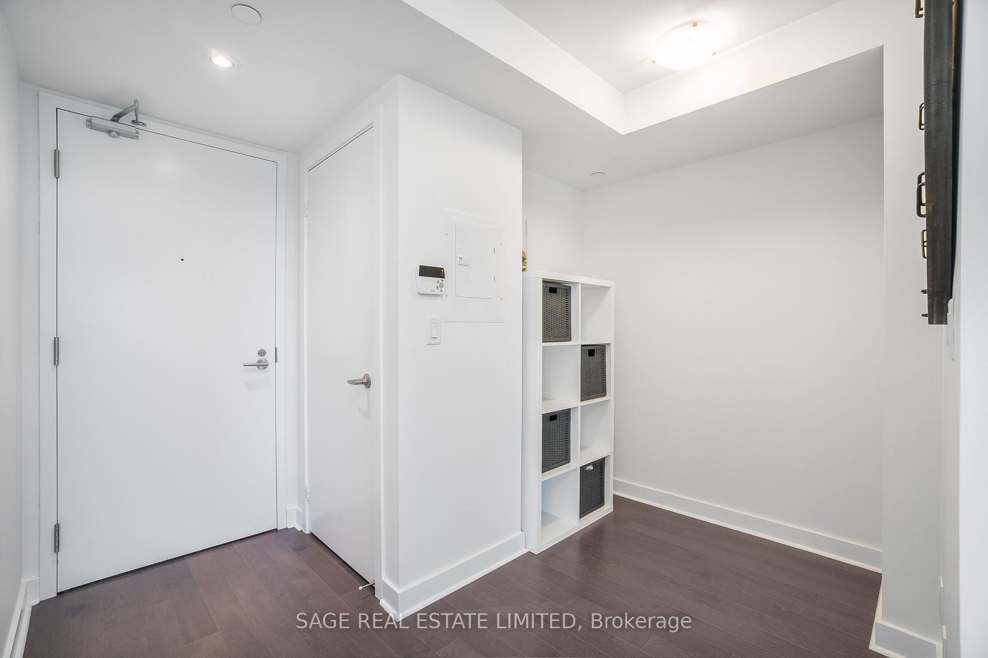 Photo 4 of Unit 803, 58 Orchard View Boulevard, Toronto, Yonge-Eglinton — HOMEH