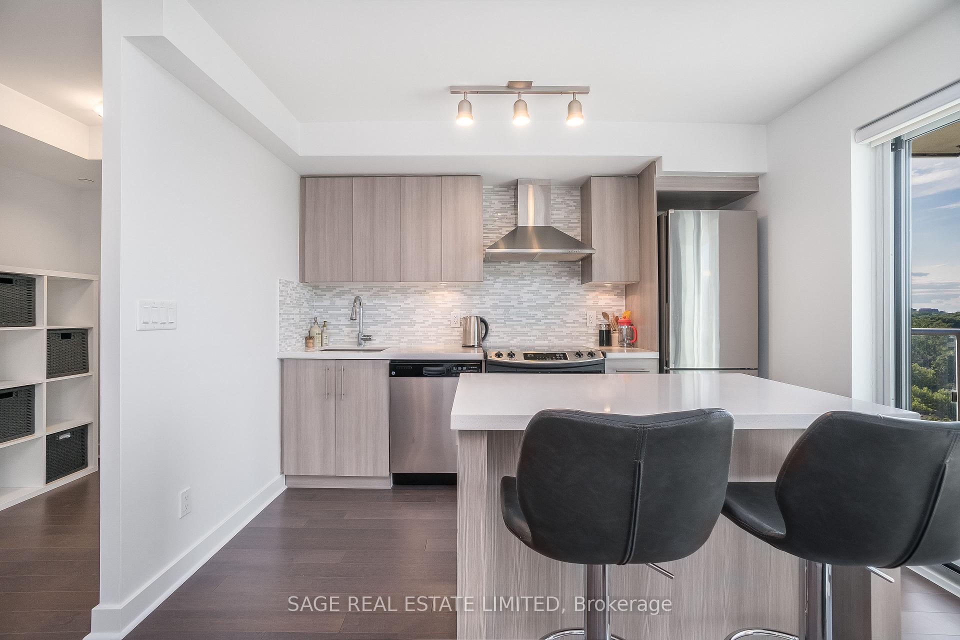 Photo 2 of Unit 803, 58 Orchard View Boulevard, Toronto, Yonge-Eglinton — HOMEH