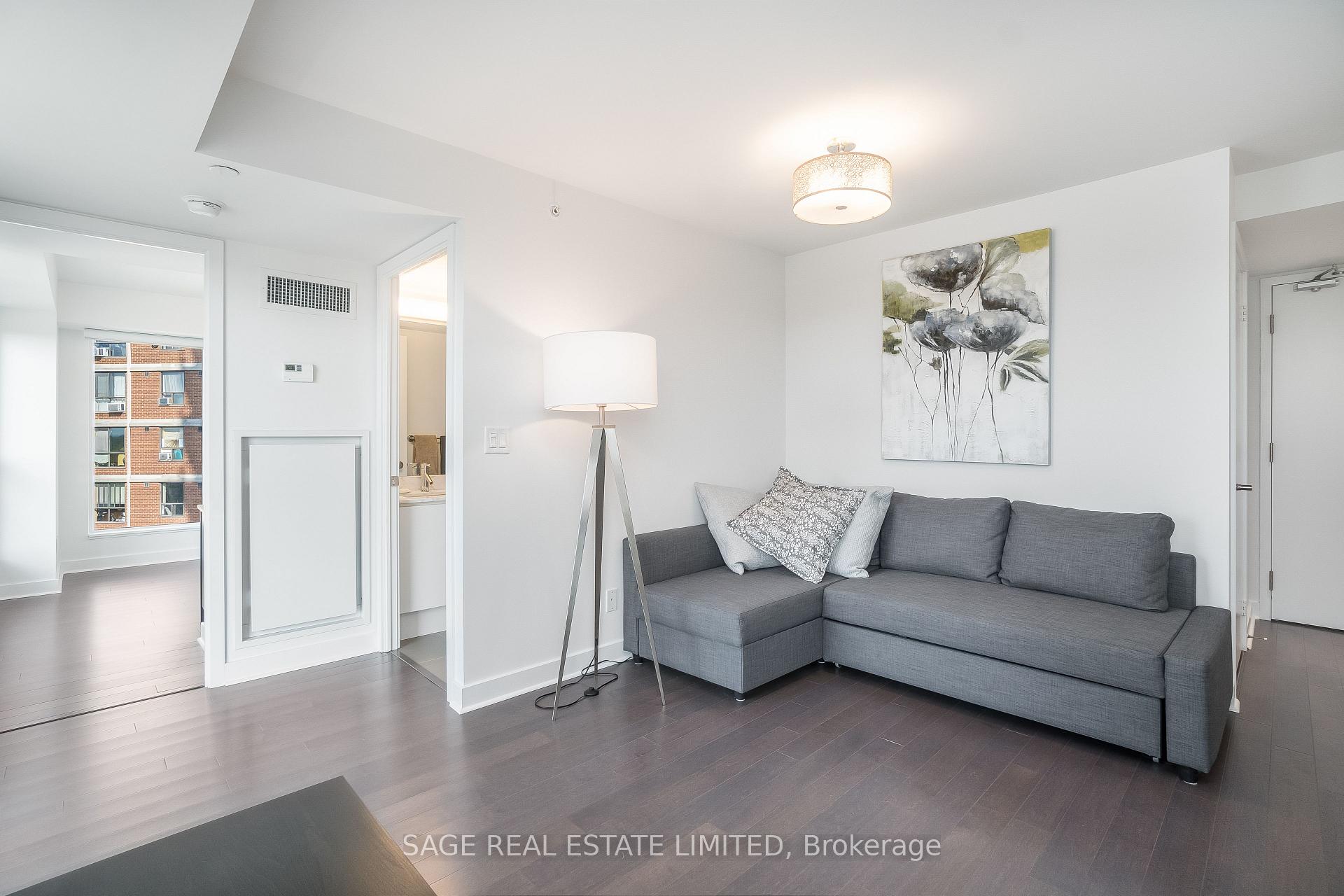 Photo 5 of Unit 803, 58 Orchard View Boulevard, Toronto, Yonge-Eglinton — HOMEH