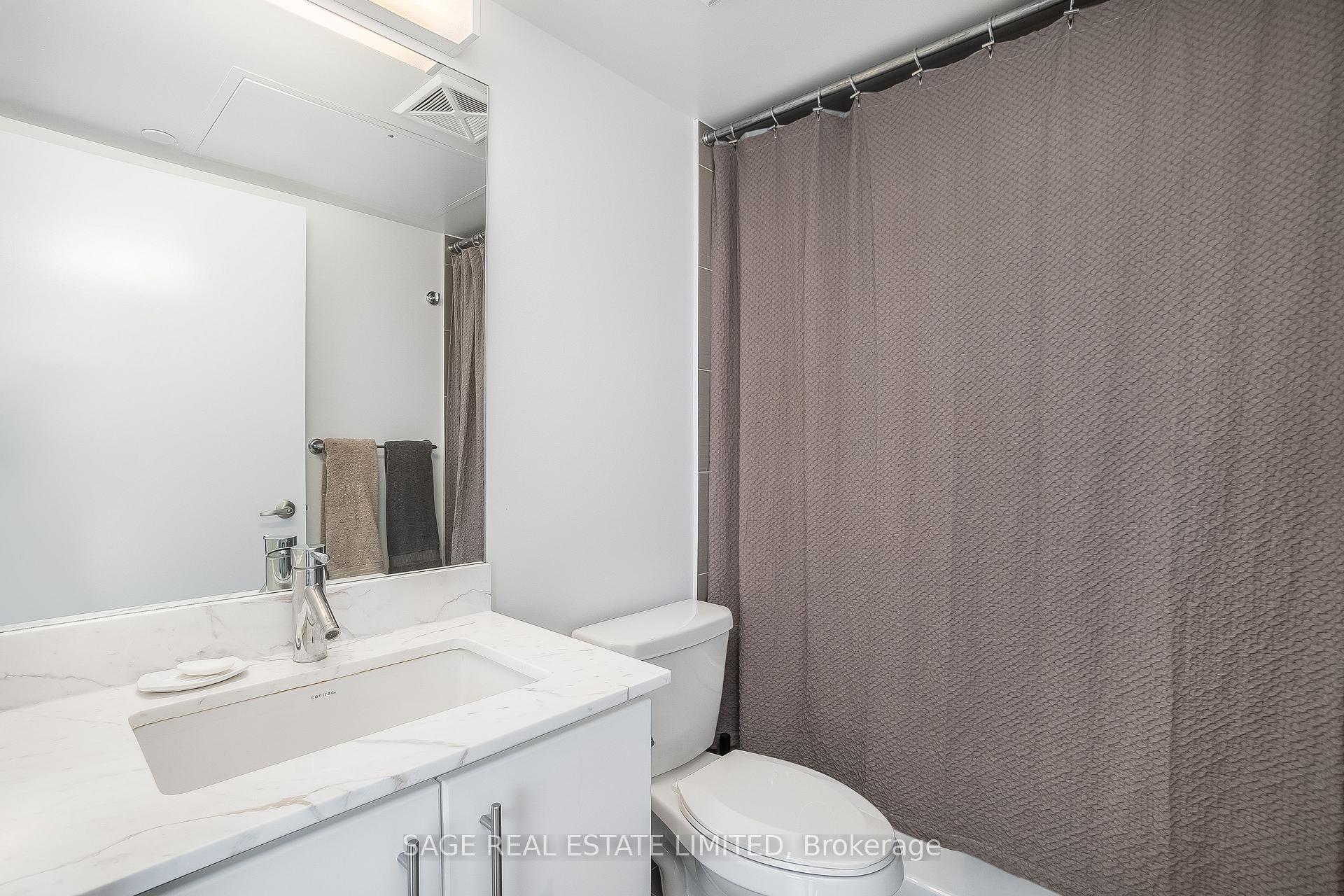Photo 12 of Unit 803, 58 Orchard View Boulevard, Toronto, Yonge-Eglinton — HOMEH