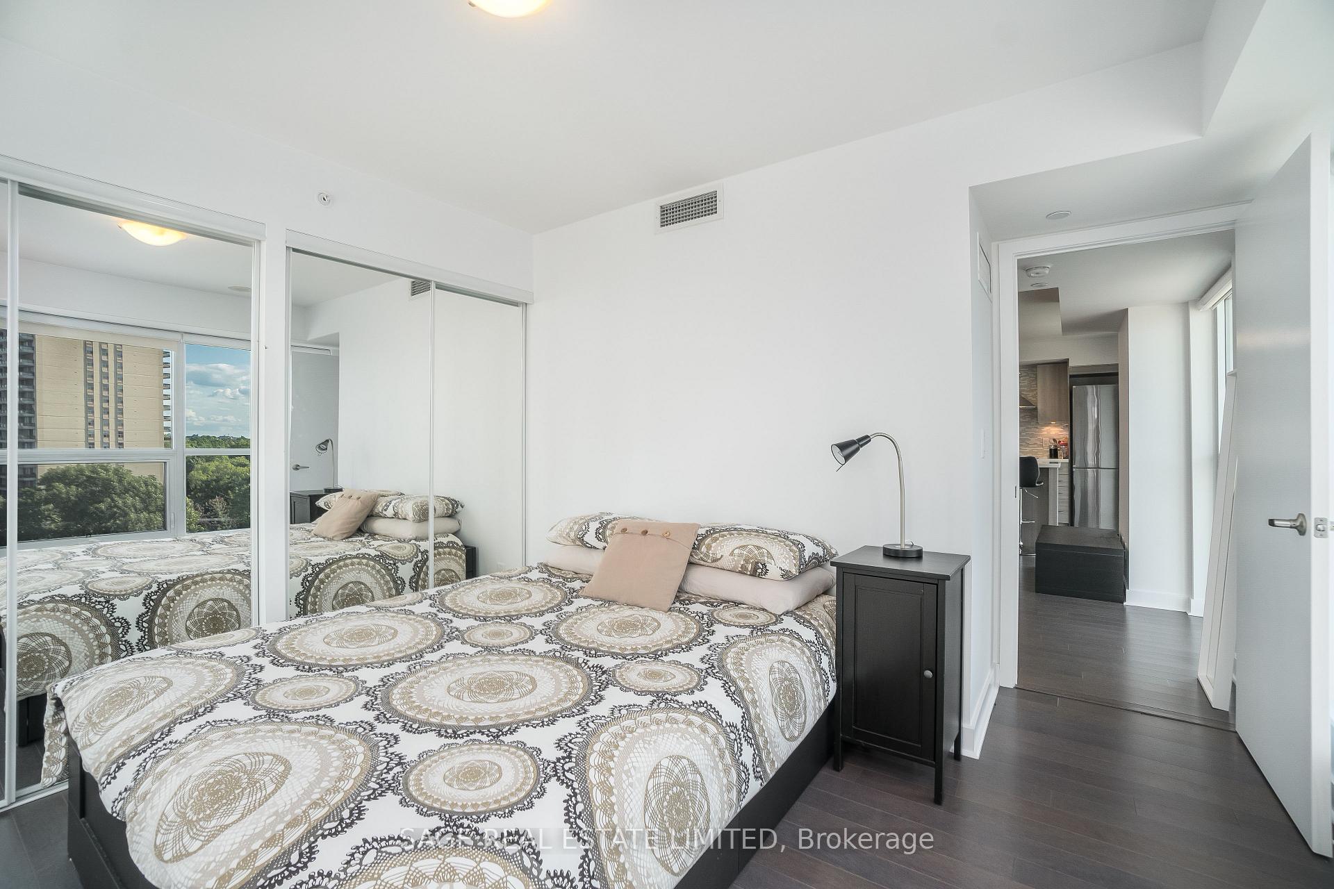 Photo 15 of Unit 803, 58 Orchard View Boulevard, Toronto, Yonge-Eglinton — HOMEH