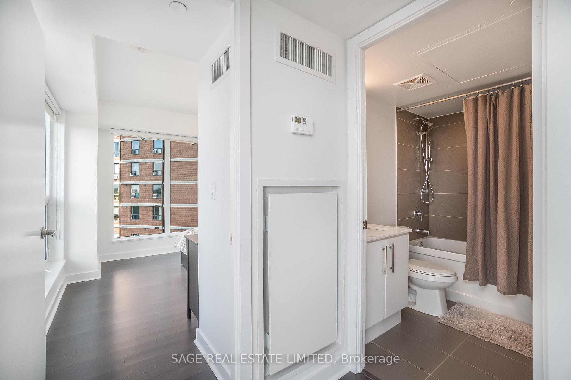 Photo 10 of Unit 803, 58 Orchard View Boulevard, Toronto, Yonge-Eglinton — HOMEH