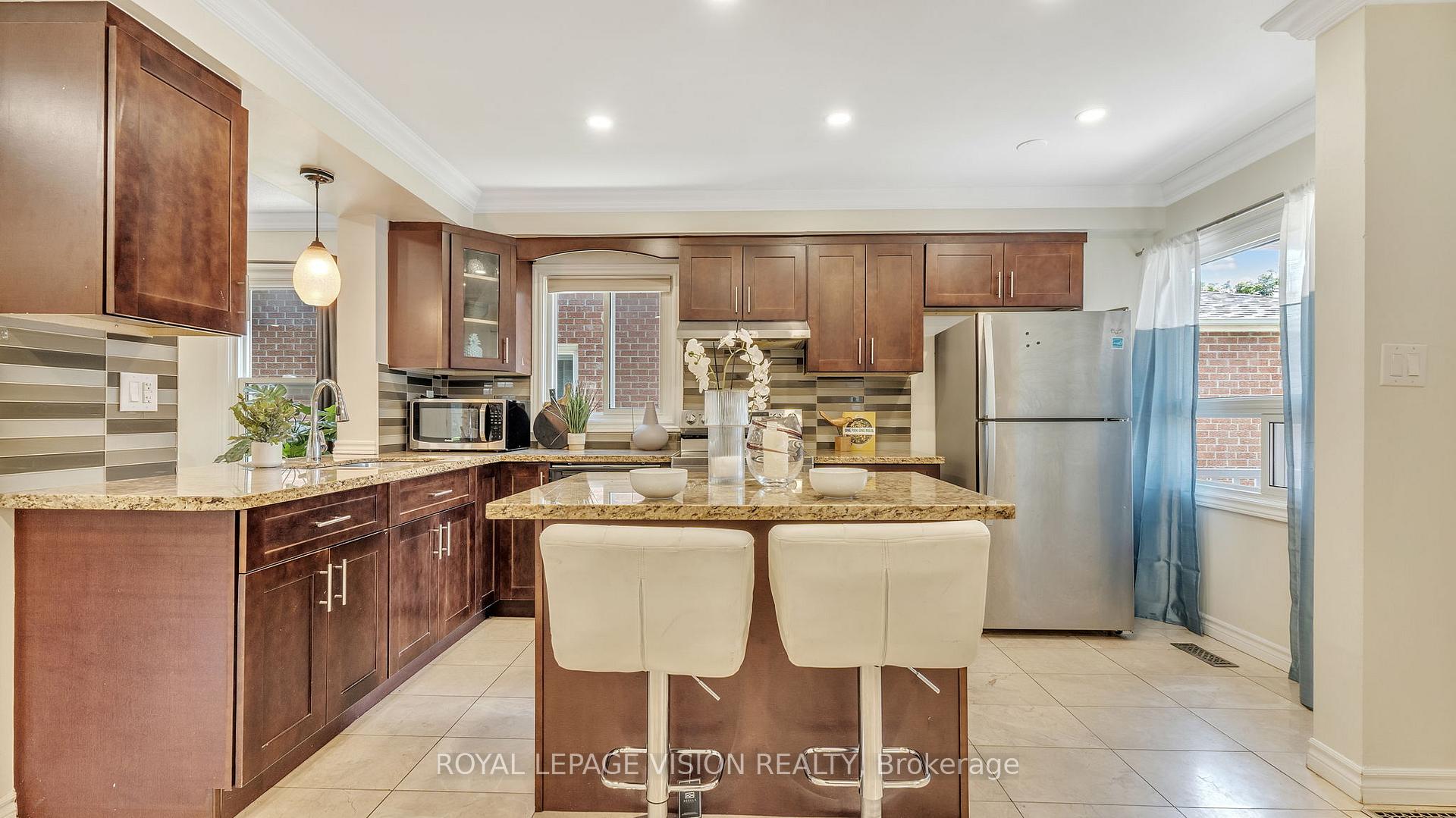 Photo 36 of 26 Ravenscroft Road, Ajax, Central — HOMEH