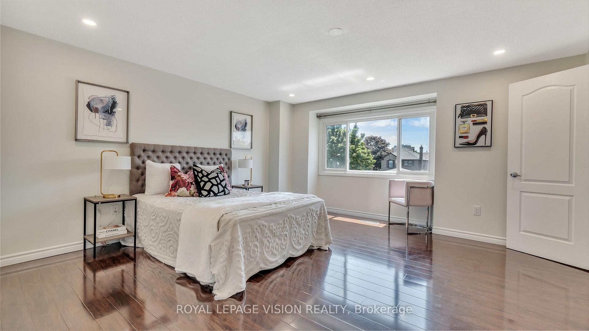 Photo 15 of 26 Ravenscroft Road, Ajax, Central — HOMEH