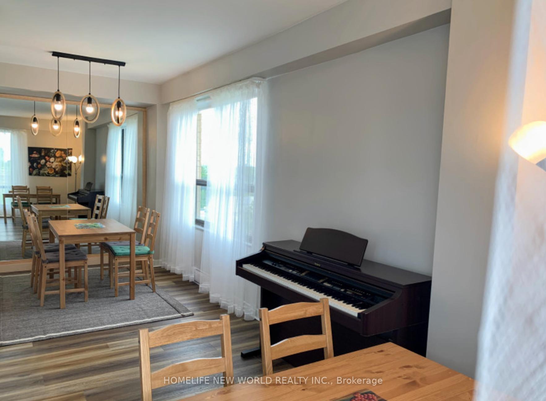 Photo 4 of Unit 607, 740 Eglinton Avenue W, Toronto, Yonge-Eglinton — HOMEH