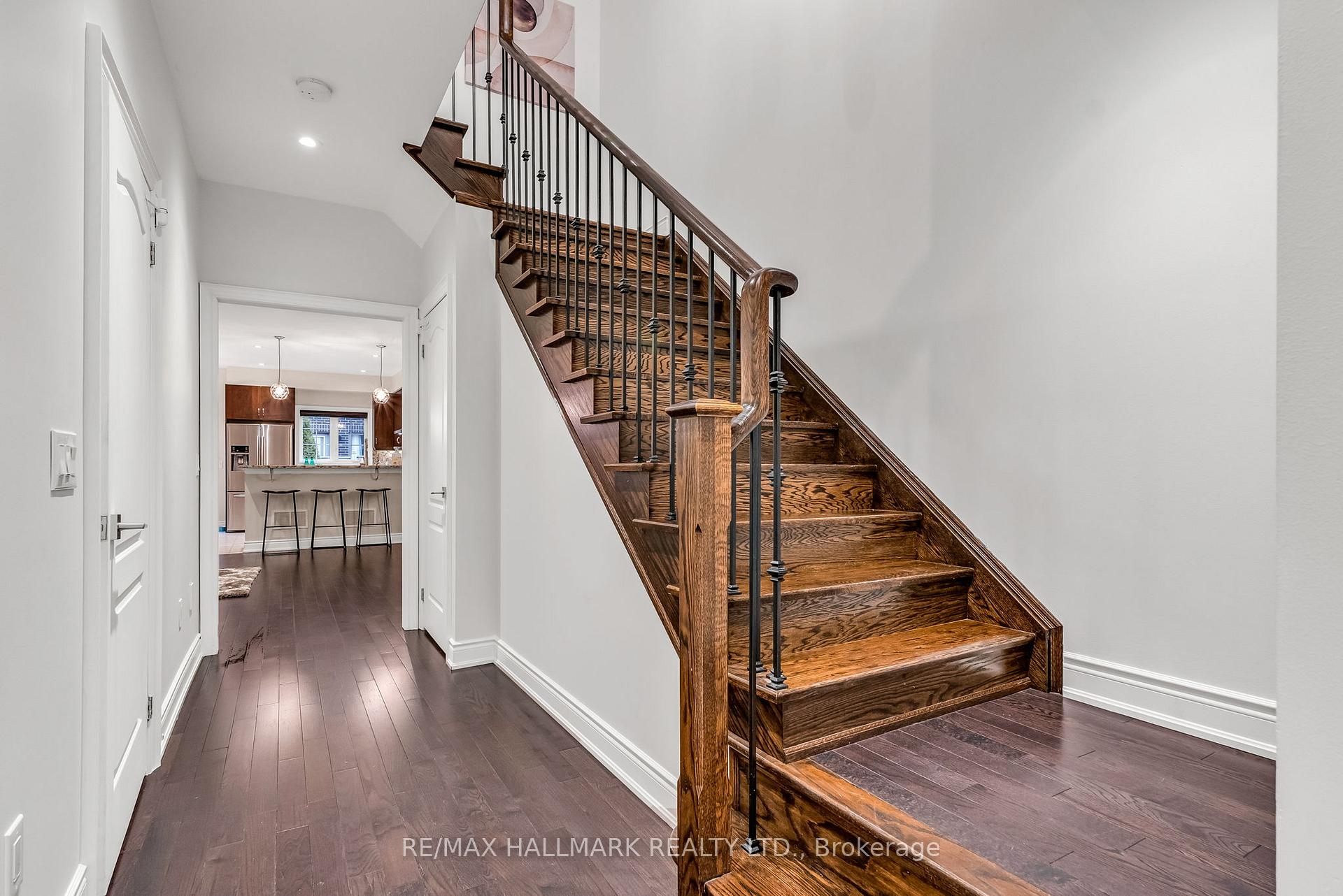 Photo 21 of 59 Zachary Place, Vaughan, Vellore Village — HOMEH