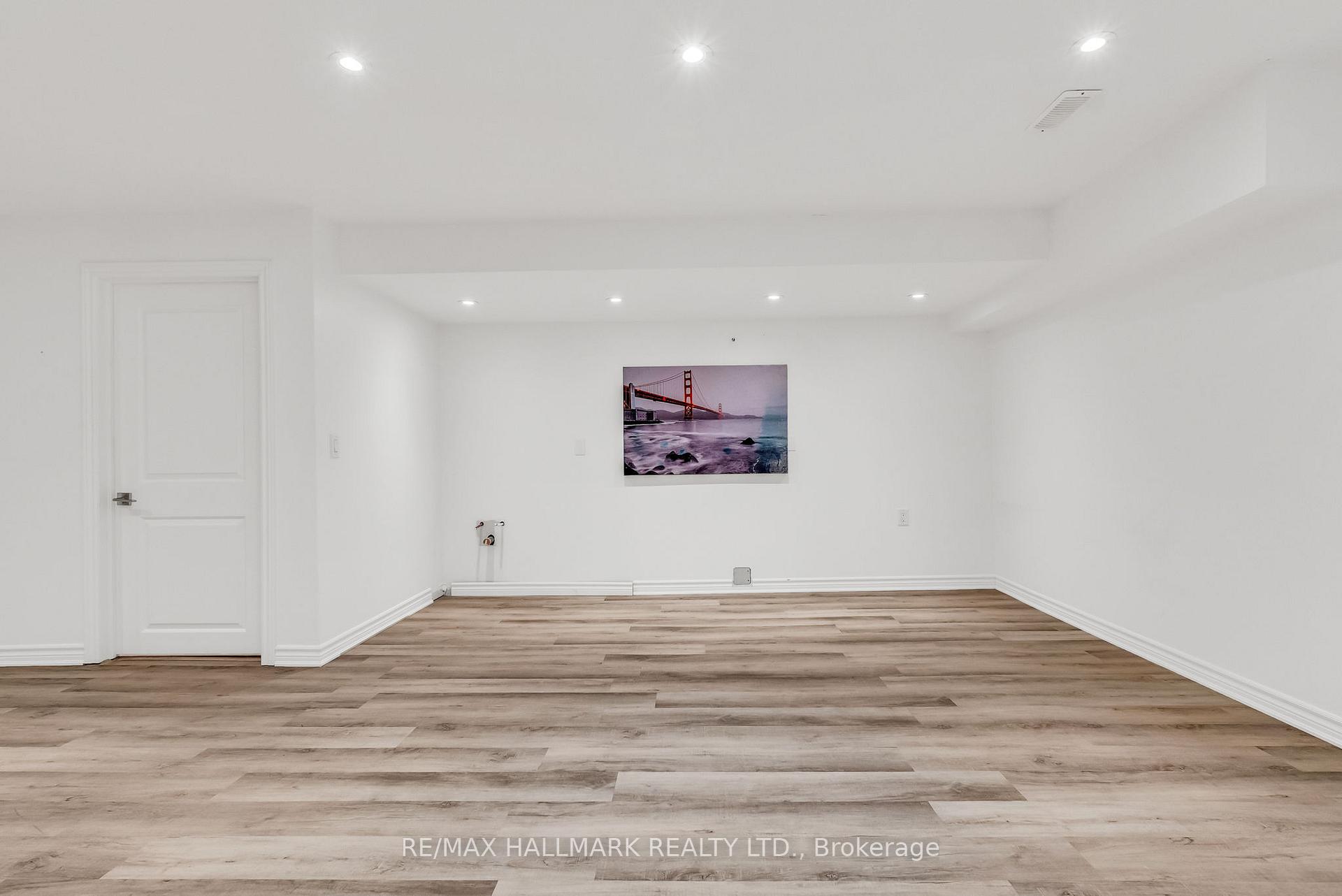 Photo 34 of 59 Zachary Place, Vaughan, Vellore Village — HOMEH