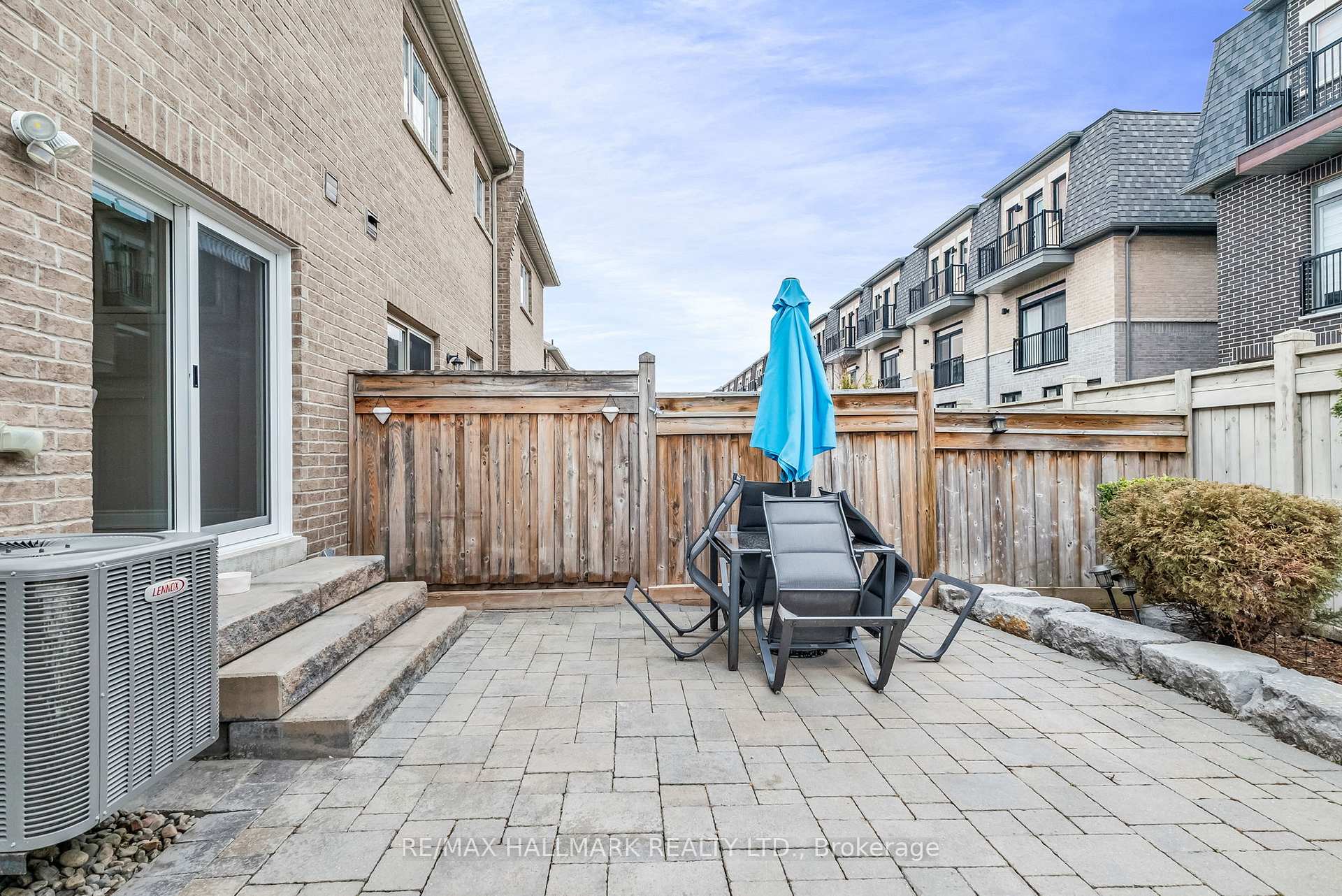 Photo 42 of 59 Zachary Place, Vaughan, Vellore Village — HOMEH