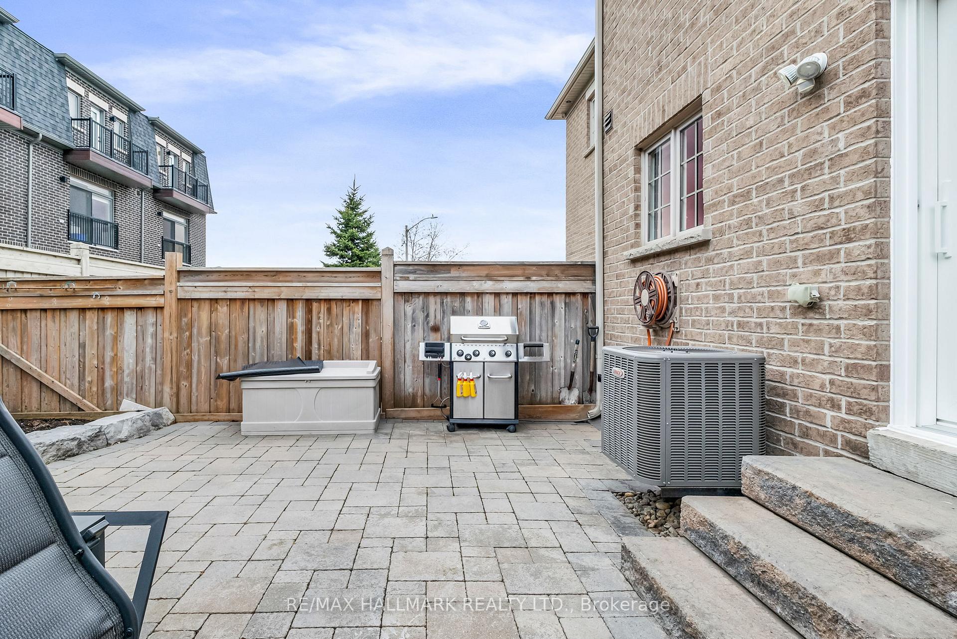 Photo 44 of 59 Zachary Place, Vaughan, Vellore Village — HOMEH
