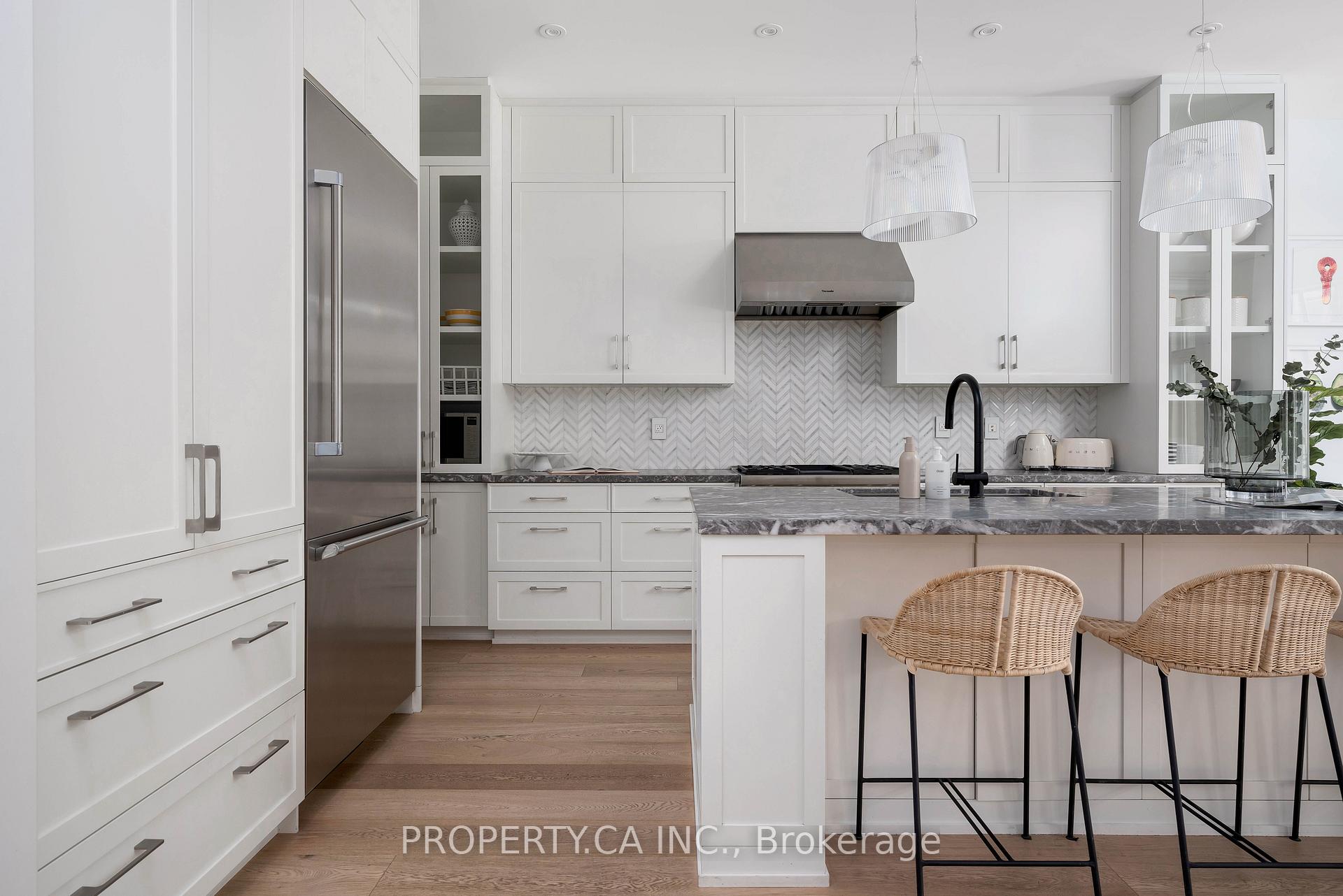 Photo 13 of 24 Kylemount Court, Vaughan, Patterson — HOMEH