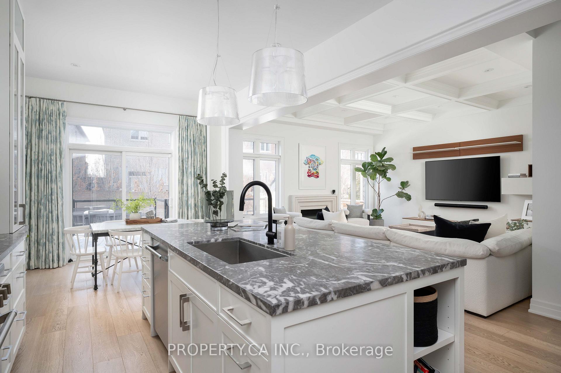Photo 16 of 24 Kylemount Court, Vaughan, Patterson — HOMEH