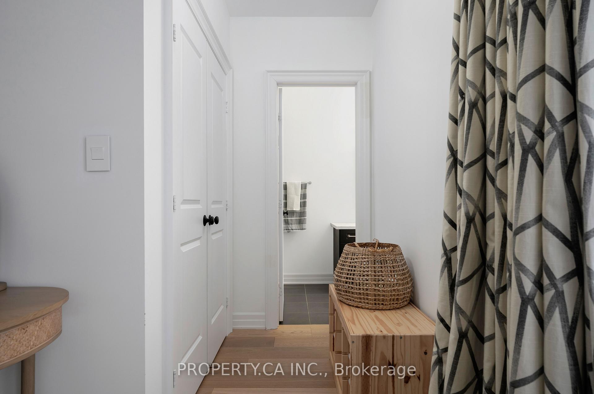 Photo 22 of 24 Kylemount Court, Vaughan, Patterson — HOMEH