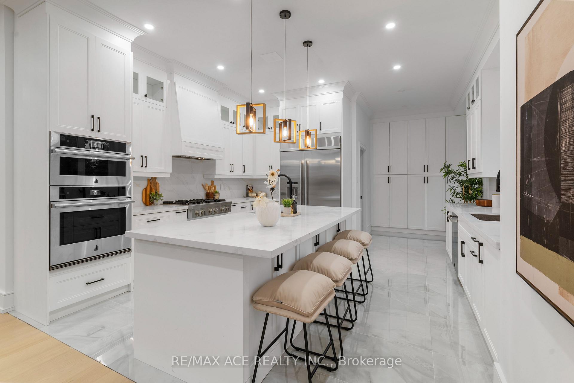 Photo 10 of 12 McCowan Road, Scarborough, Cliffcrest — HOMEH