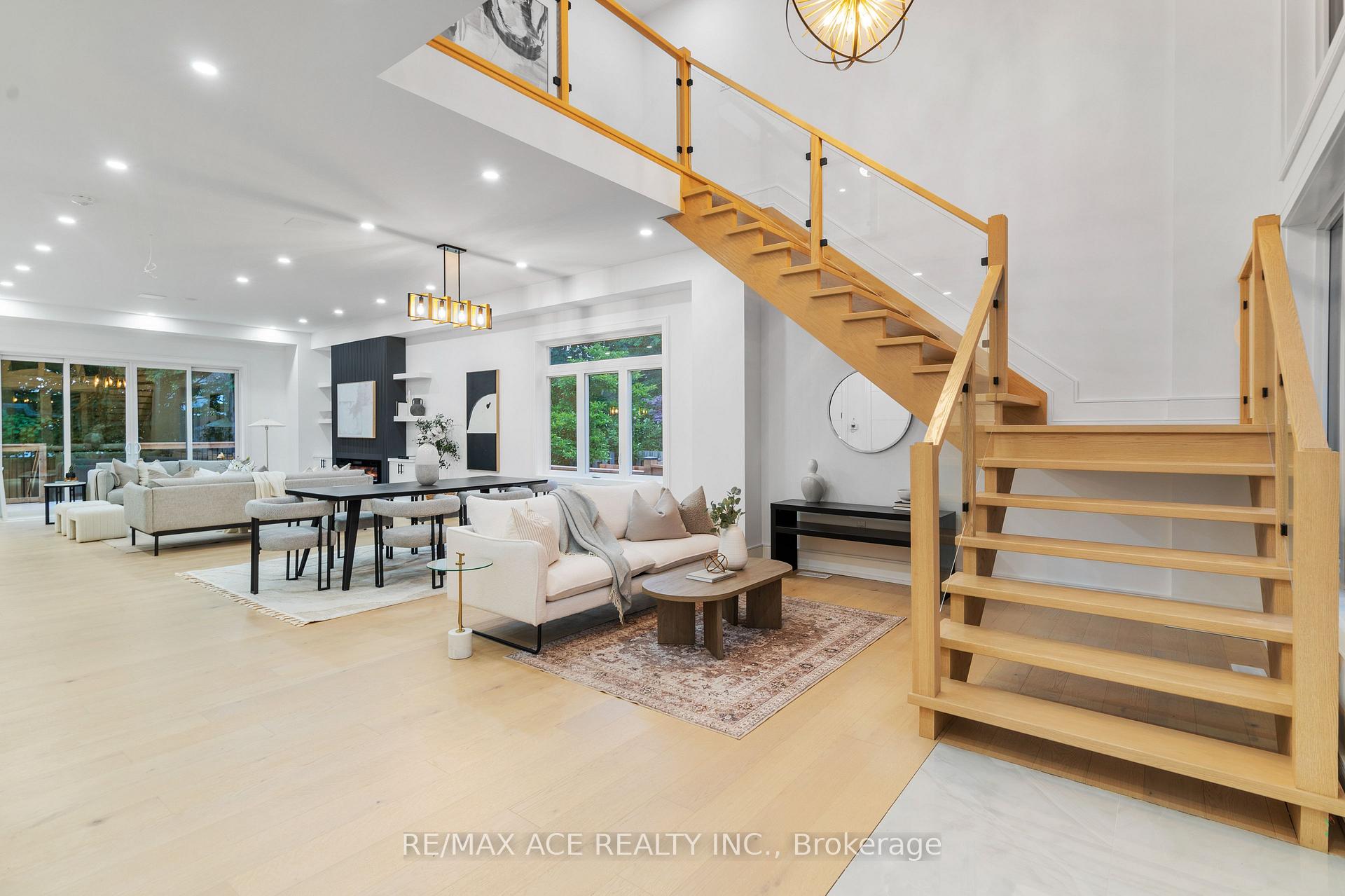 Photo 17 of 12 McCowan Road, Scarborough, Cliffcrest — HOMEH