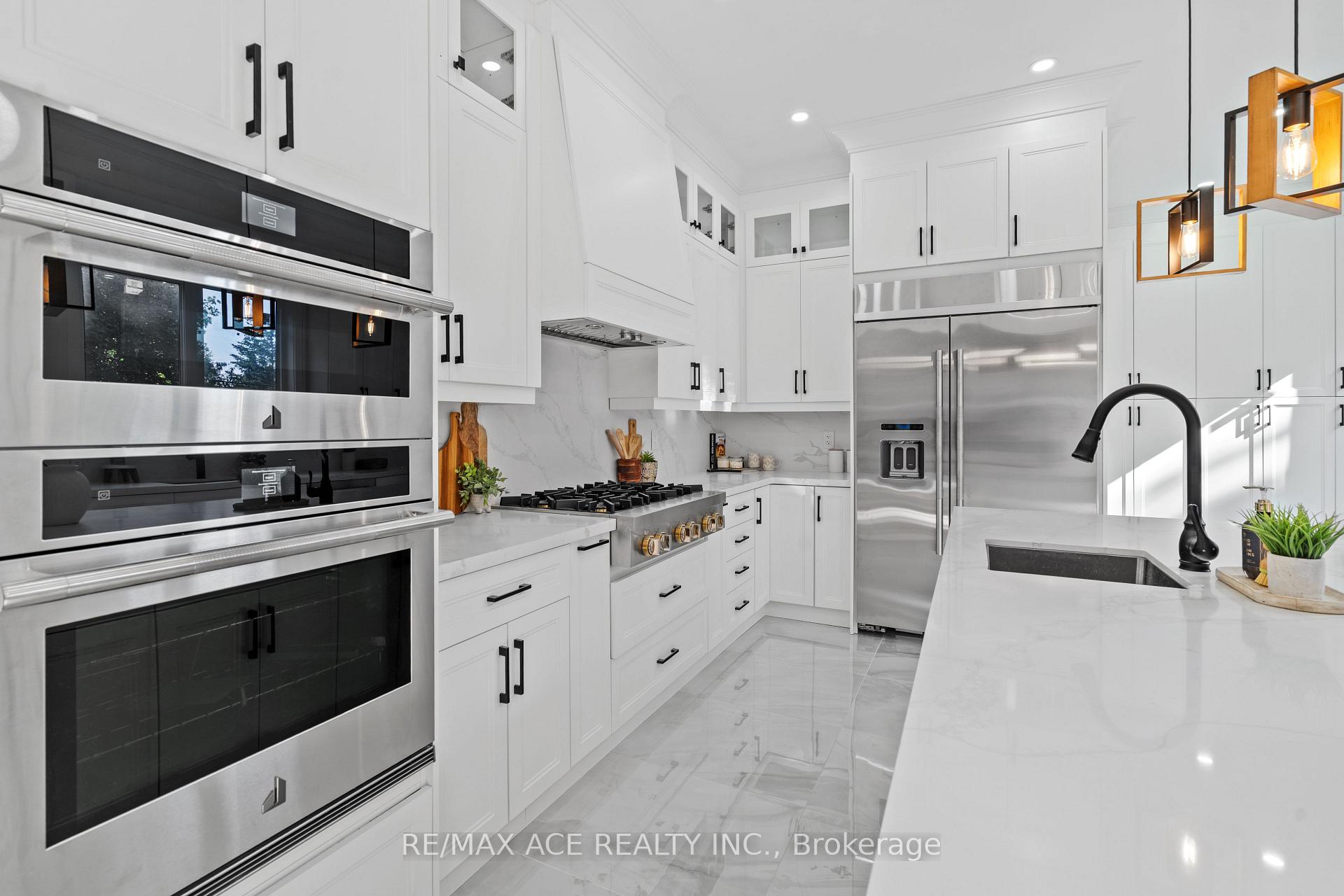 Photo 26 of 12 McCowan Road, Scarborough, Cliffcrest — HOMEH