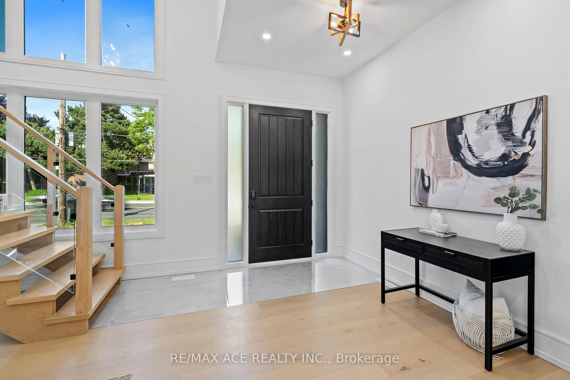 Photo 29 of 12 McCowan Road, Scarborough, Cliffcrest — HOMEH