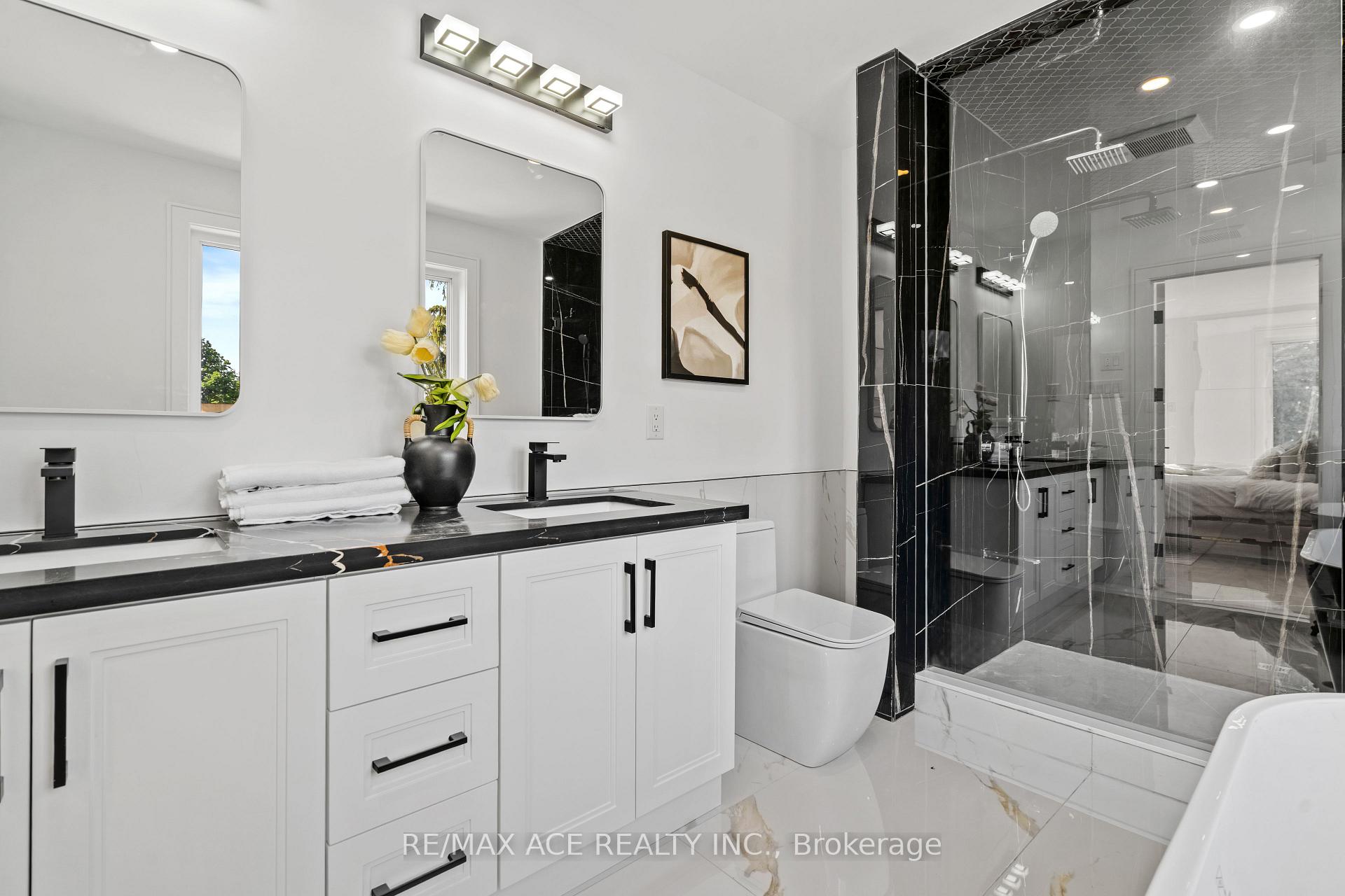 Photo 36 of 12 McCowan Road, Scarborough, Cliffcrest — HOMEH