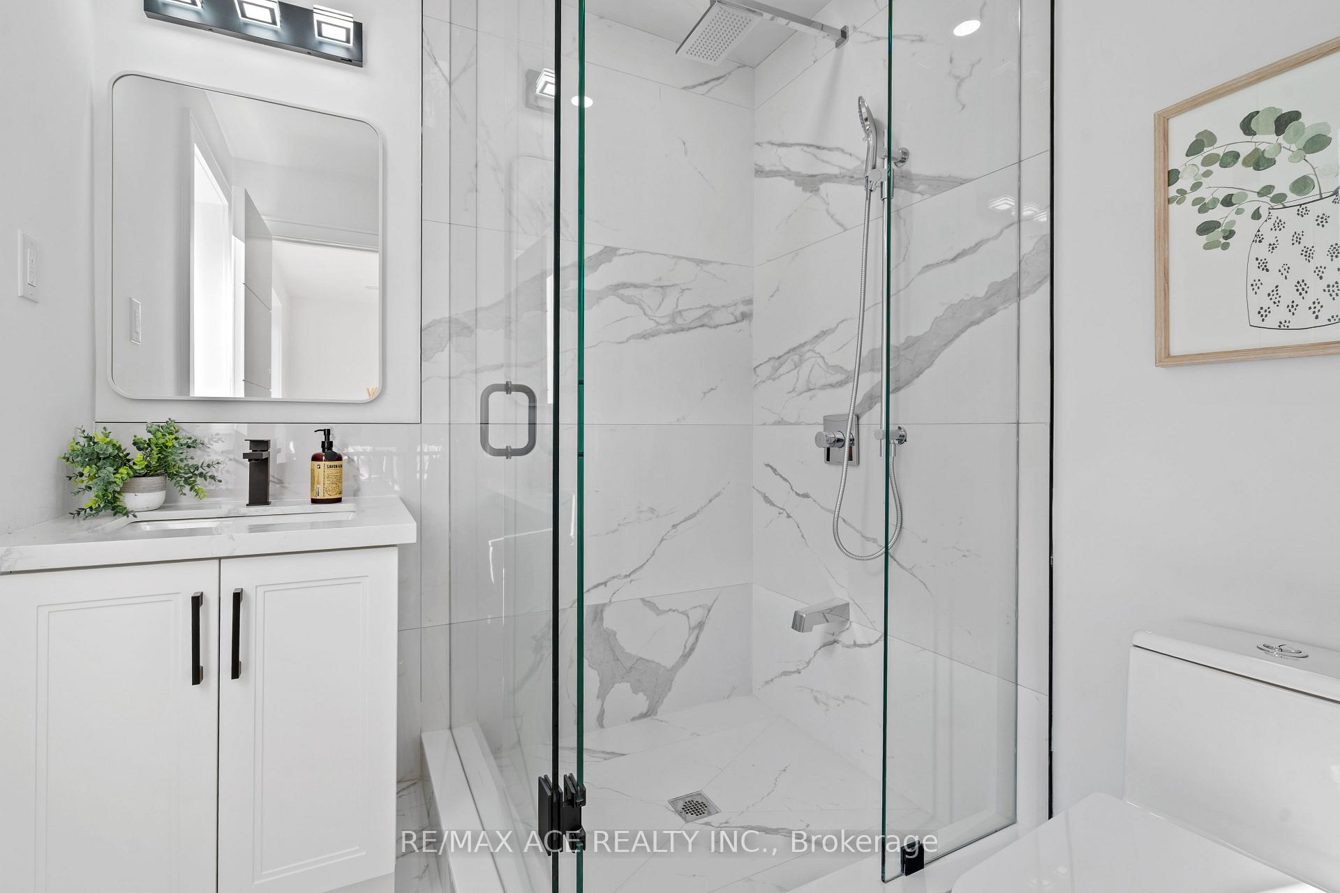 Photo 37 of 12 McCowan Road, Scarborough, Cliffcrest — HOMEH