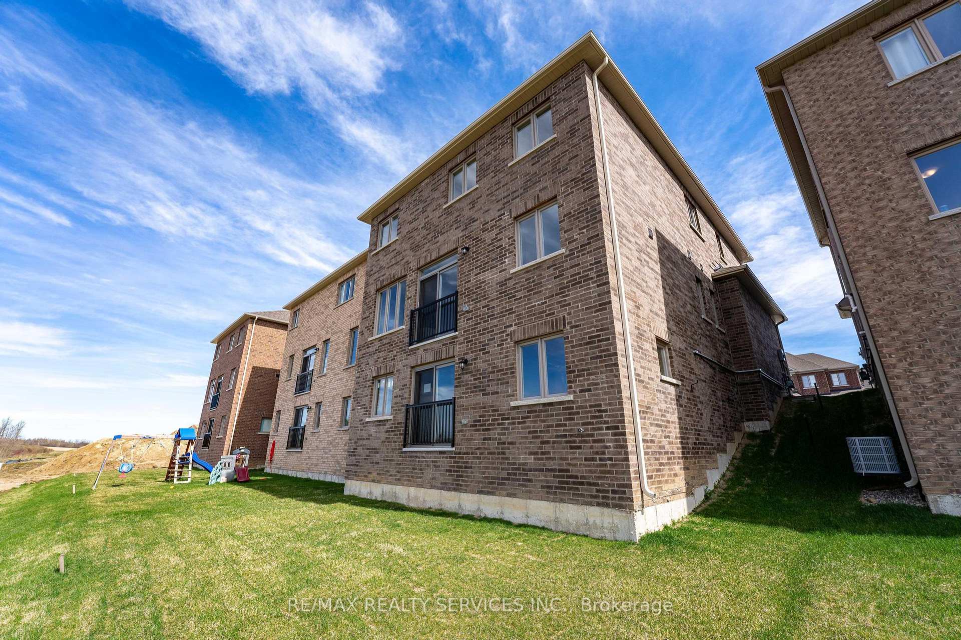 Photo 36 of 44 Aitchison Avenue, Southgate — HOMEH