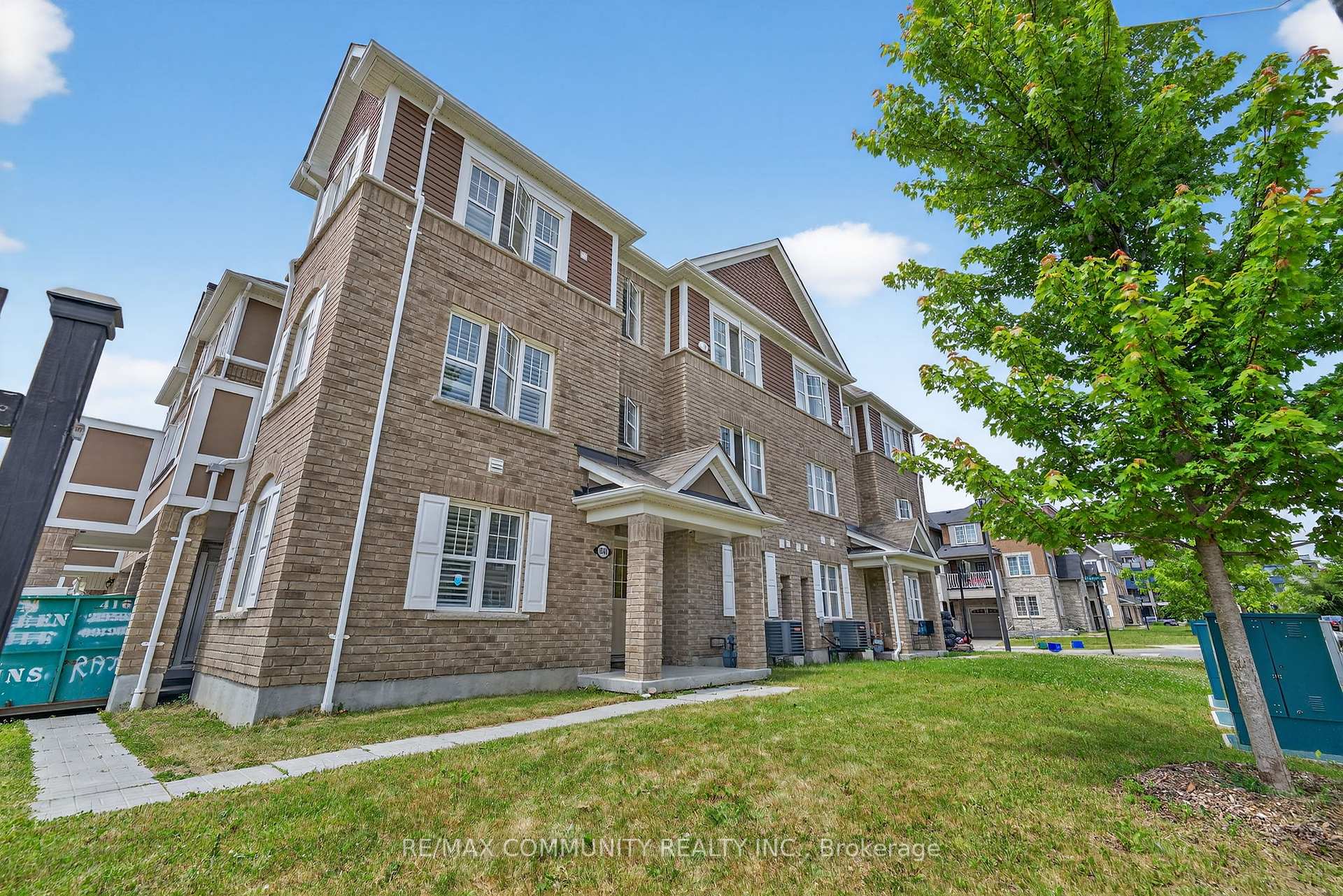Photo 7 of 1040 Dragonfly Avenue, Pickering, Rural Pickering — HOMEH