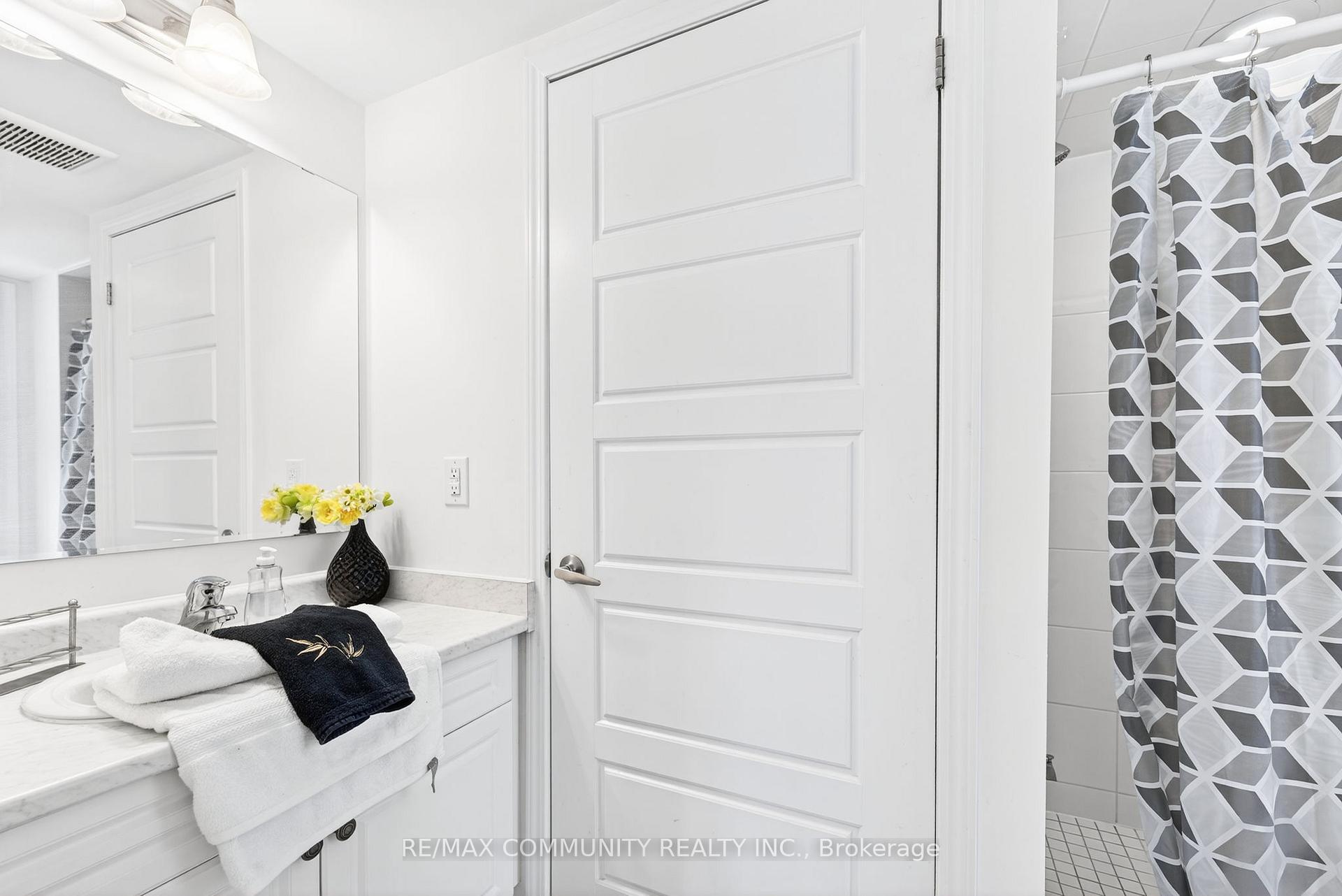 Photo 3 of 1040 Dragonfly Avenue, Pickering, Rural Pickering — HOMEH