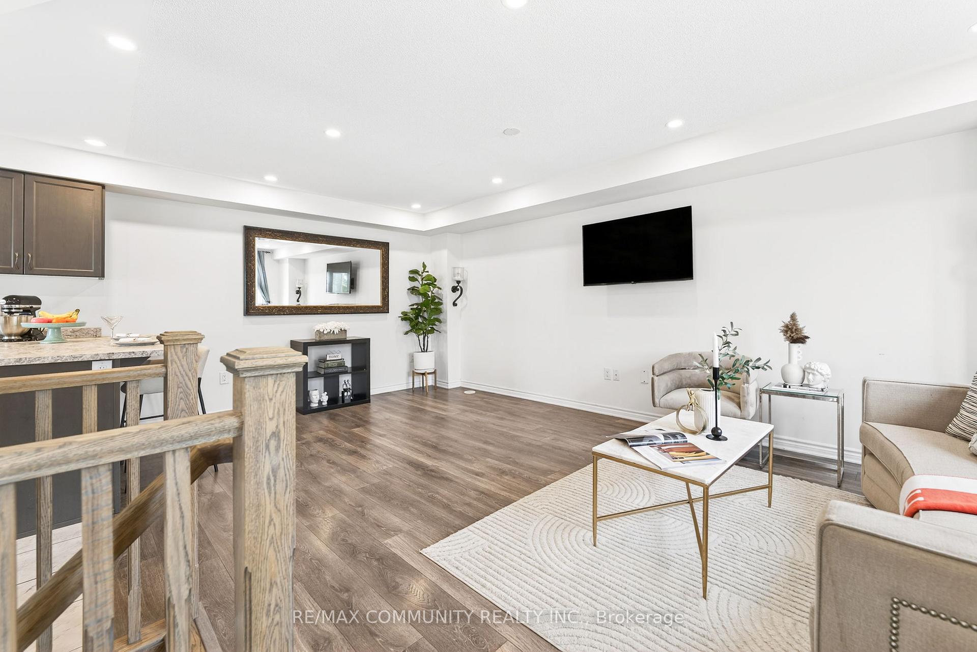 Photo 12 of 1040 Dragonfly Avenue, Pickering, Rural Pickering — HOMEH