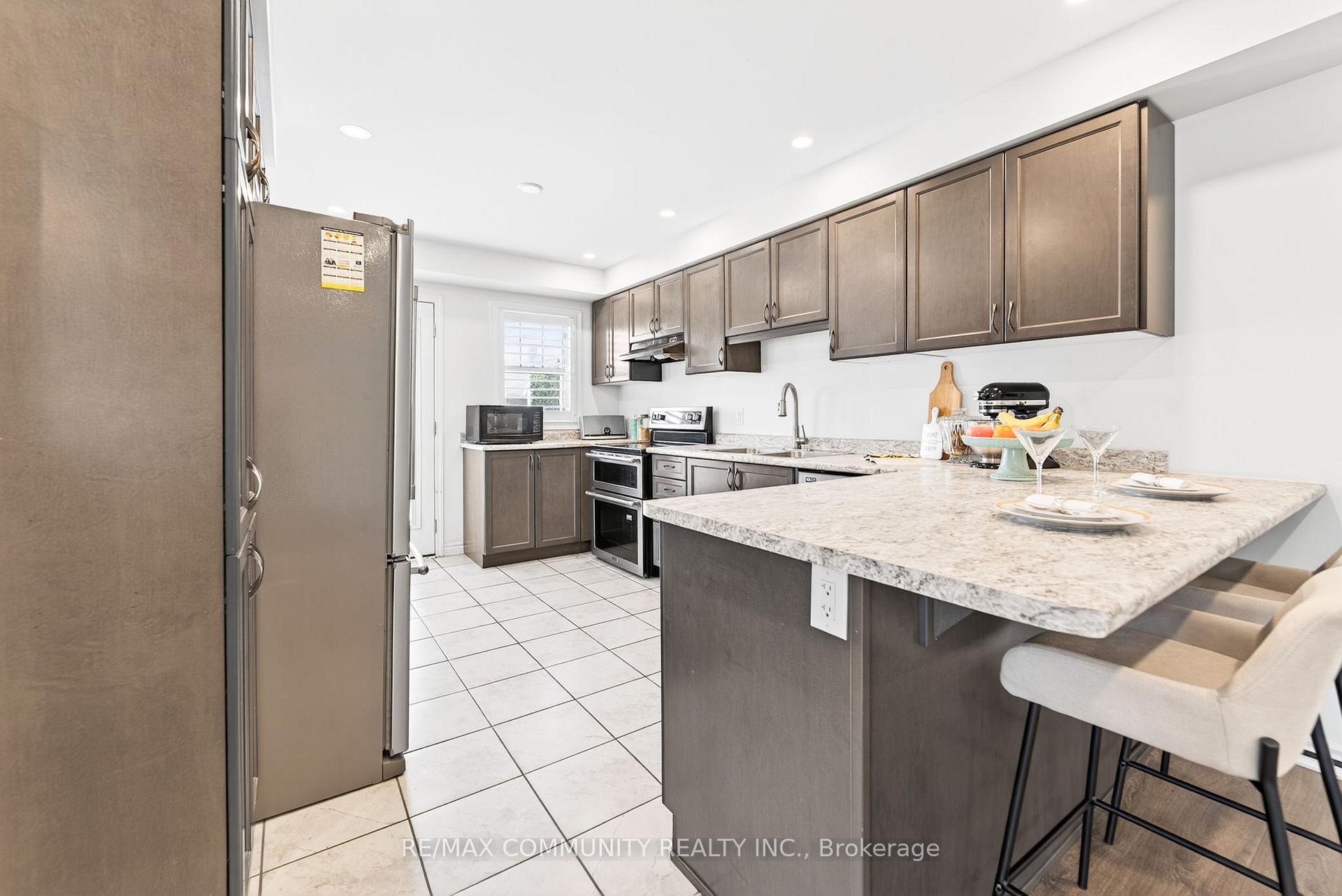 Photo 16 of 1040 Dragonfly Avenue, Pickering, Rural Pickering — HOMEH