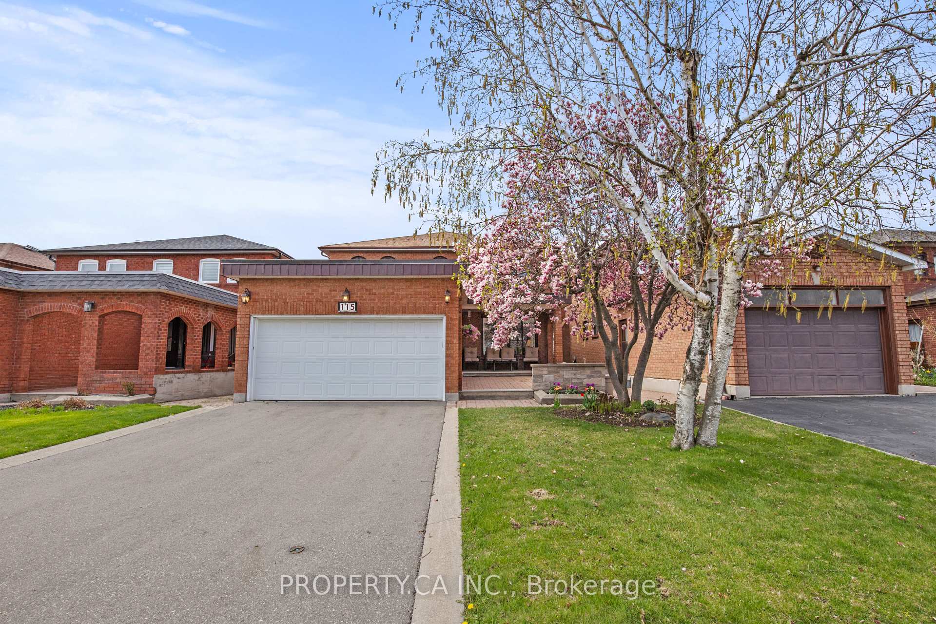 Photo 1 of 115 Forest Drive, Vaughan, West Woodbridge — HOMEH