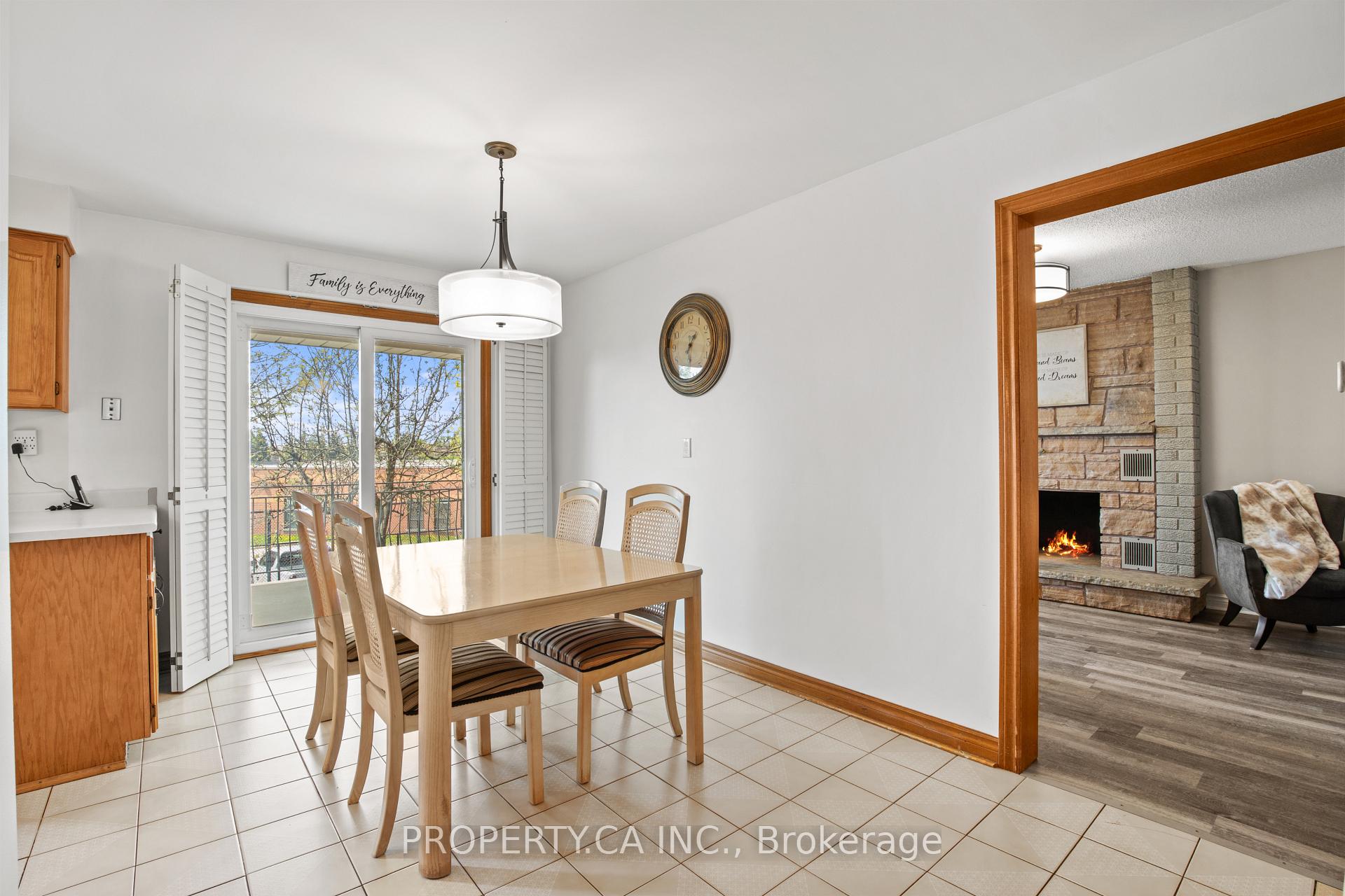 Photo 16 of 115 Forest Drive, Vaughan, West Woodbridge — HOMEH