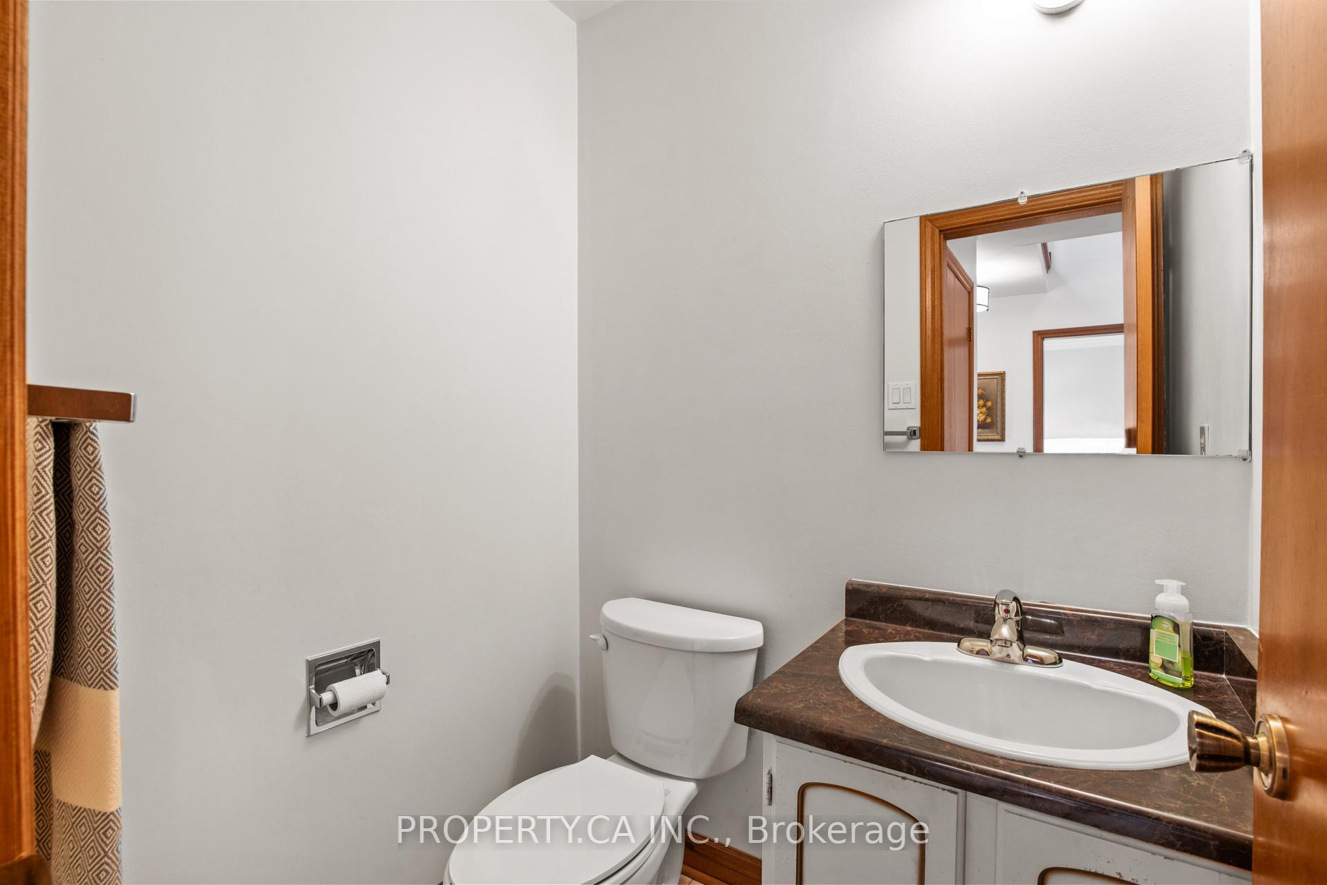 Photo 15 of 115 Forest Drive, Vaughan, West Woodbridge — HOMEH