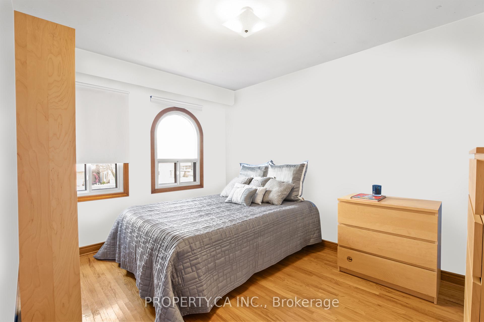 Photo 19 of 115 Forest Drive, Vaughan, West Woodbridge — HOMEH