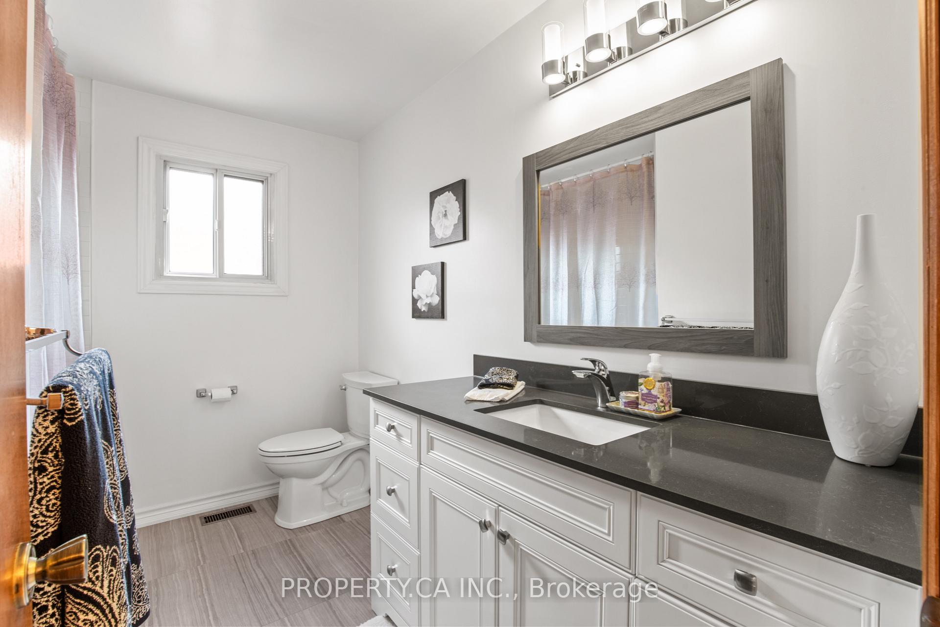 Photo 21 of 115 Forest Drive, Vaughan, West Woodbridge — HOMEH