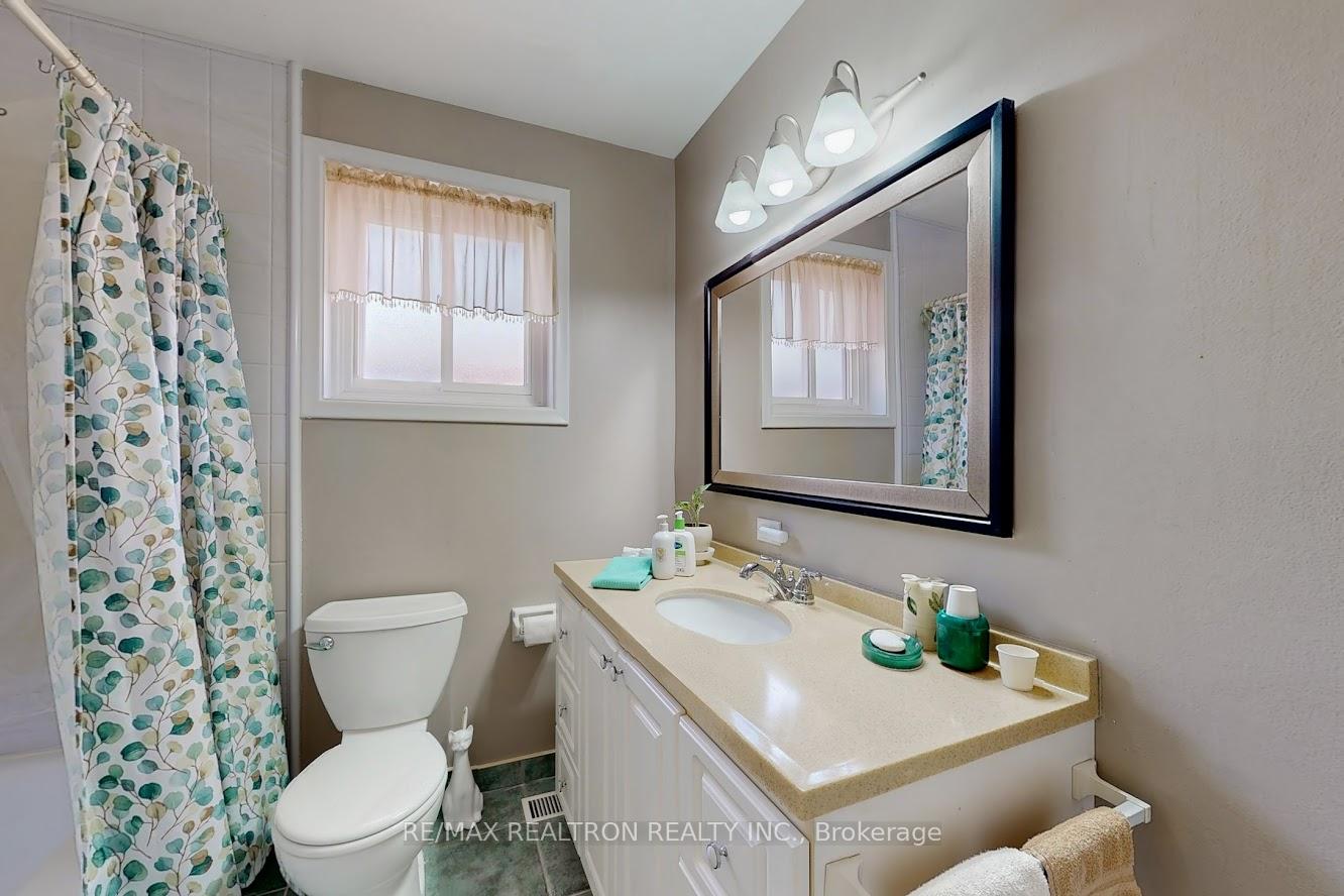Photo 21 of 1378 Poprad Avenue, Pickering, Bay Ridges — HOMEH
