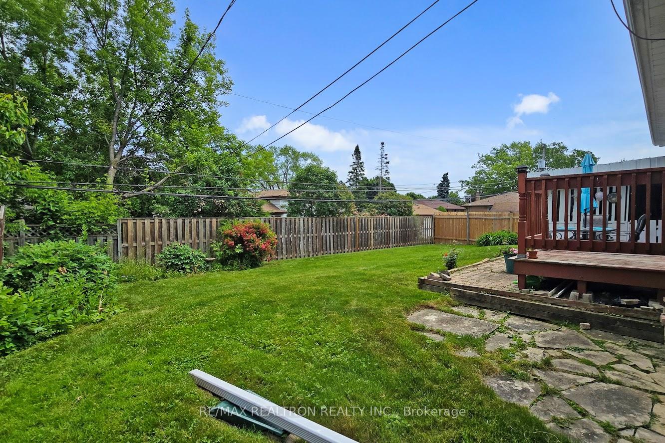 Photo 38 of 1378 Poprad Avenue, Pickering, Bay Ridges — HOMEH
