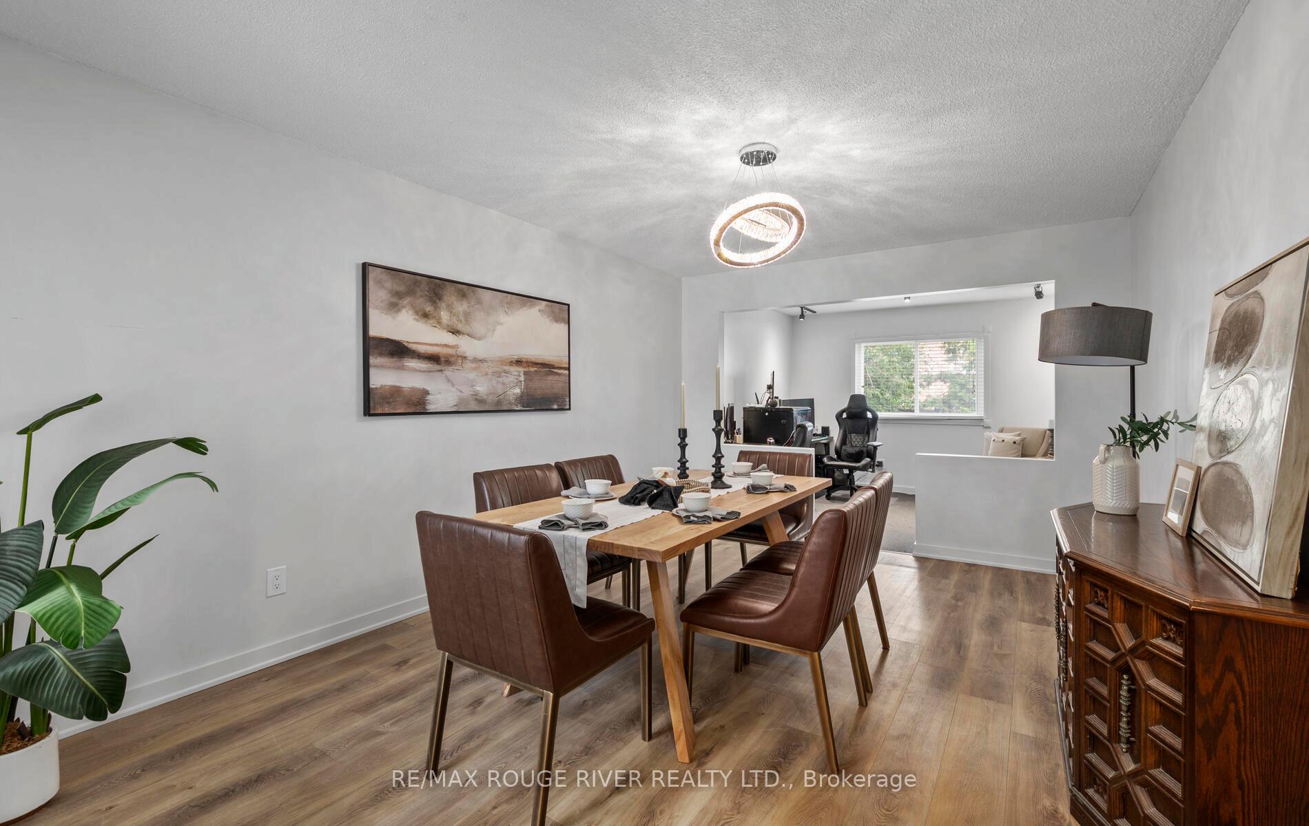 Photo 5 of 130 Mullen Dr, Ajax, Central West — HOMEH