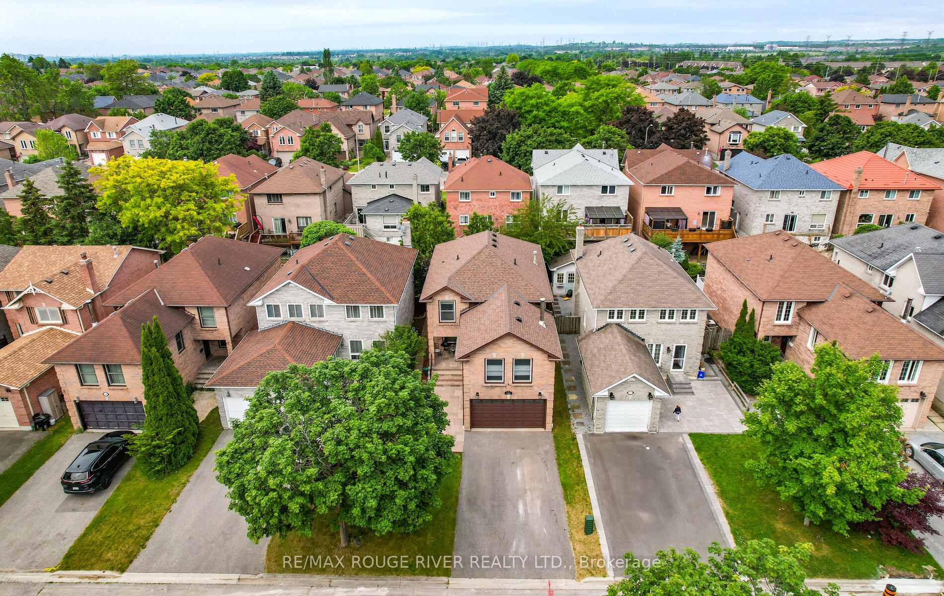 Photo 35 of 130 Mullen Dr, Ajax, Central West — HOMEH