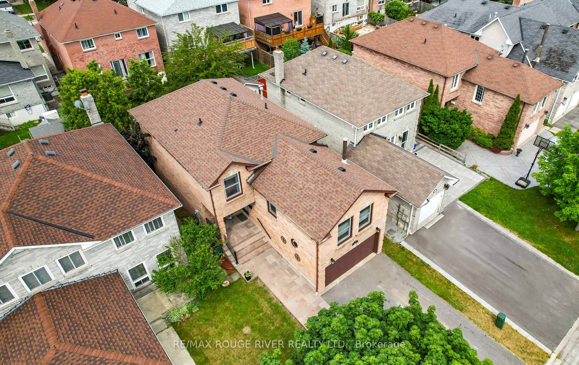 Photo 36 of 130 Mullen Dr, Ajax, Central West — HOMEH