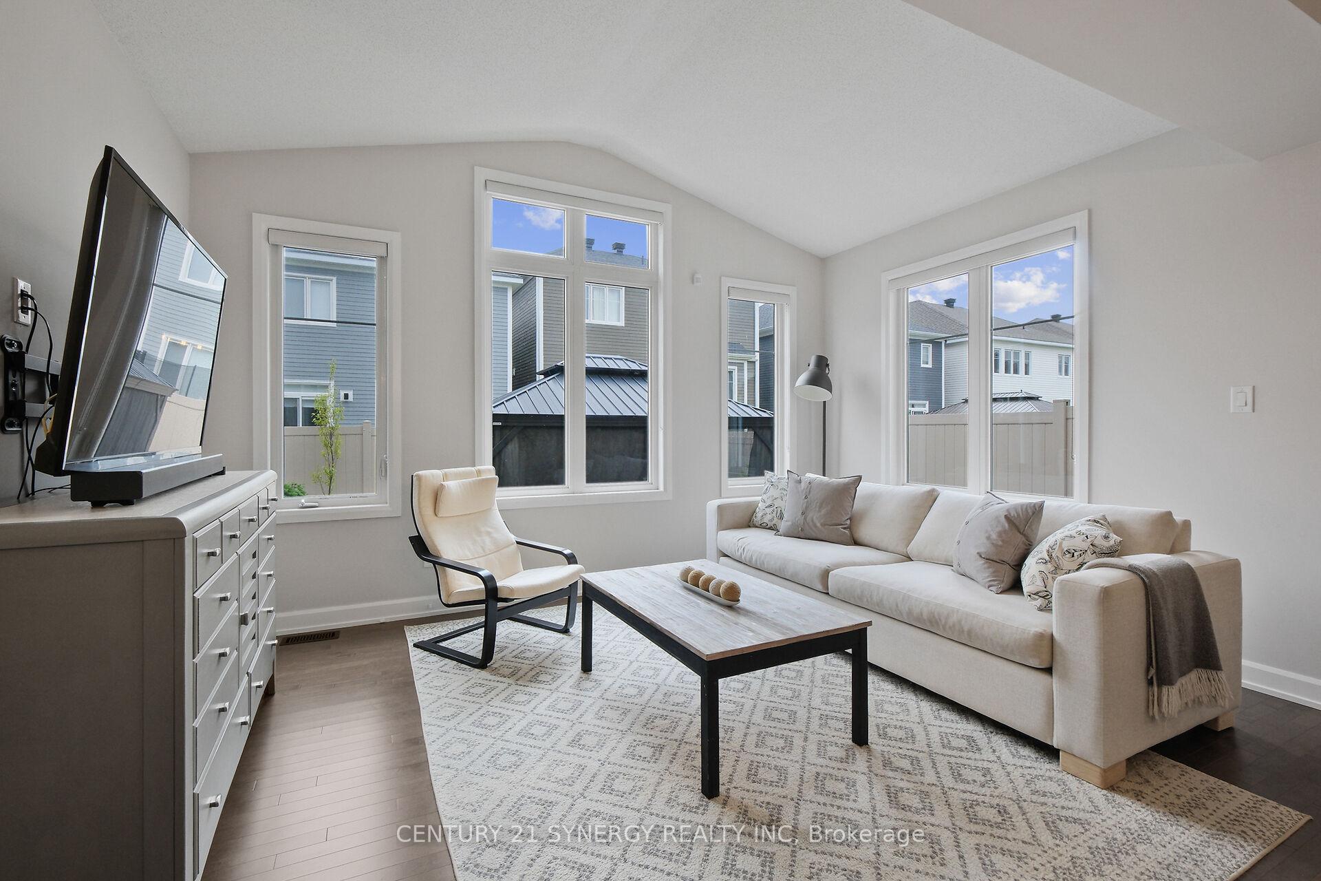 Photo 11 of 56 Hackamore Crescent, Ottawa, Goulbourn Twp From Franktown Rd/South To Rideau — HOMEH