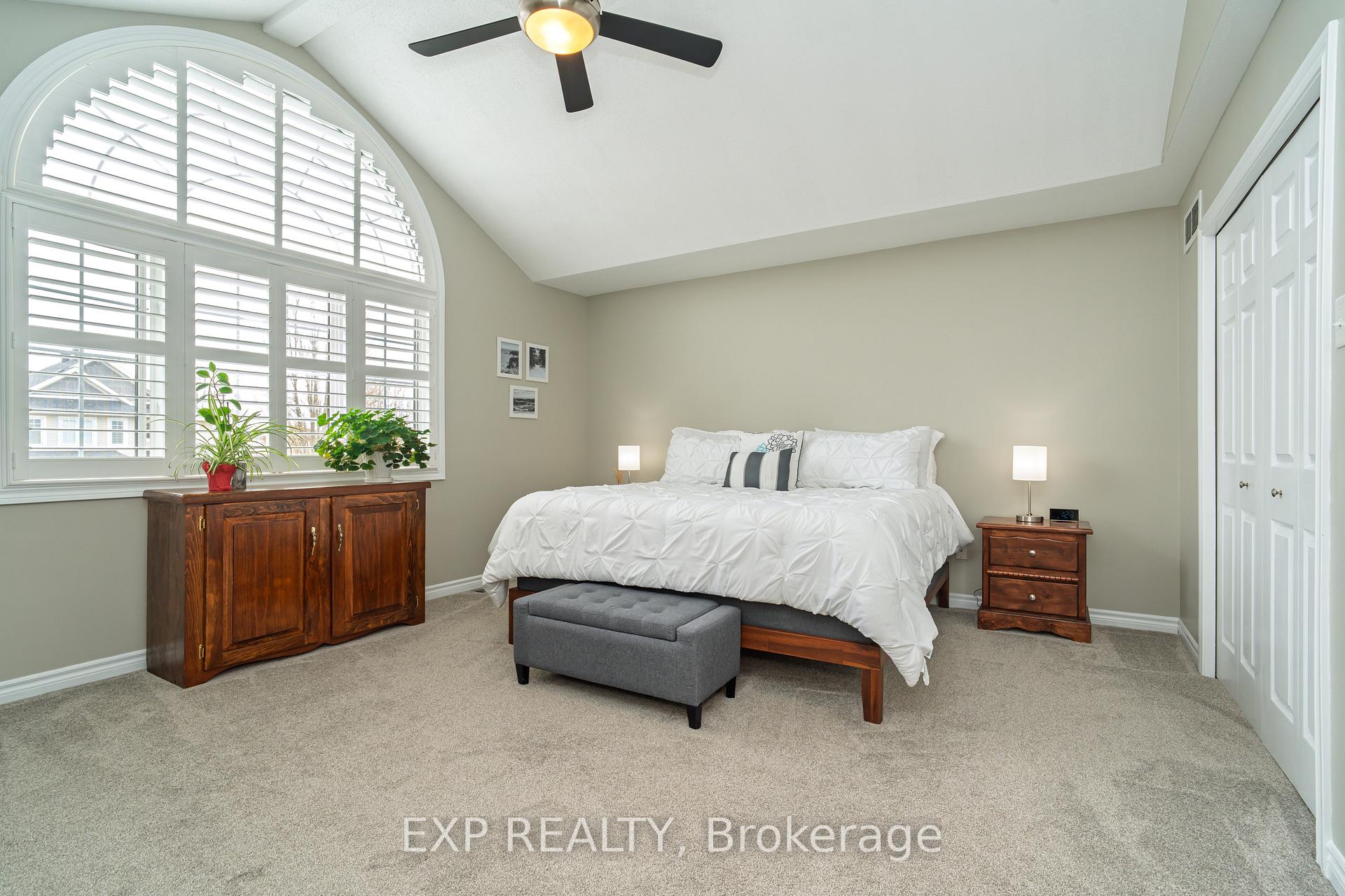 Photo 10 of 65 Friendly Crescent, Ottawa, Stittsville (South) — HOMEH