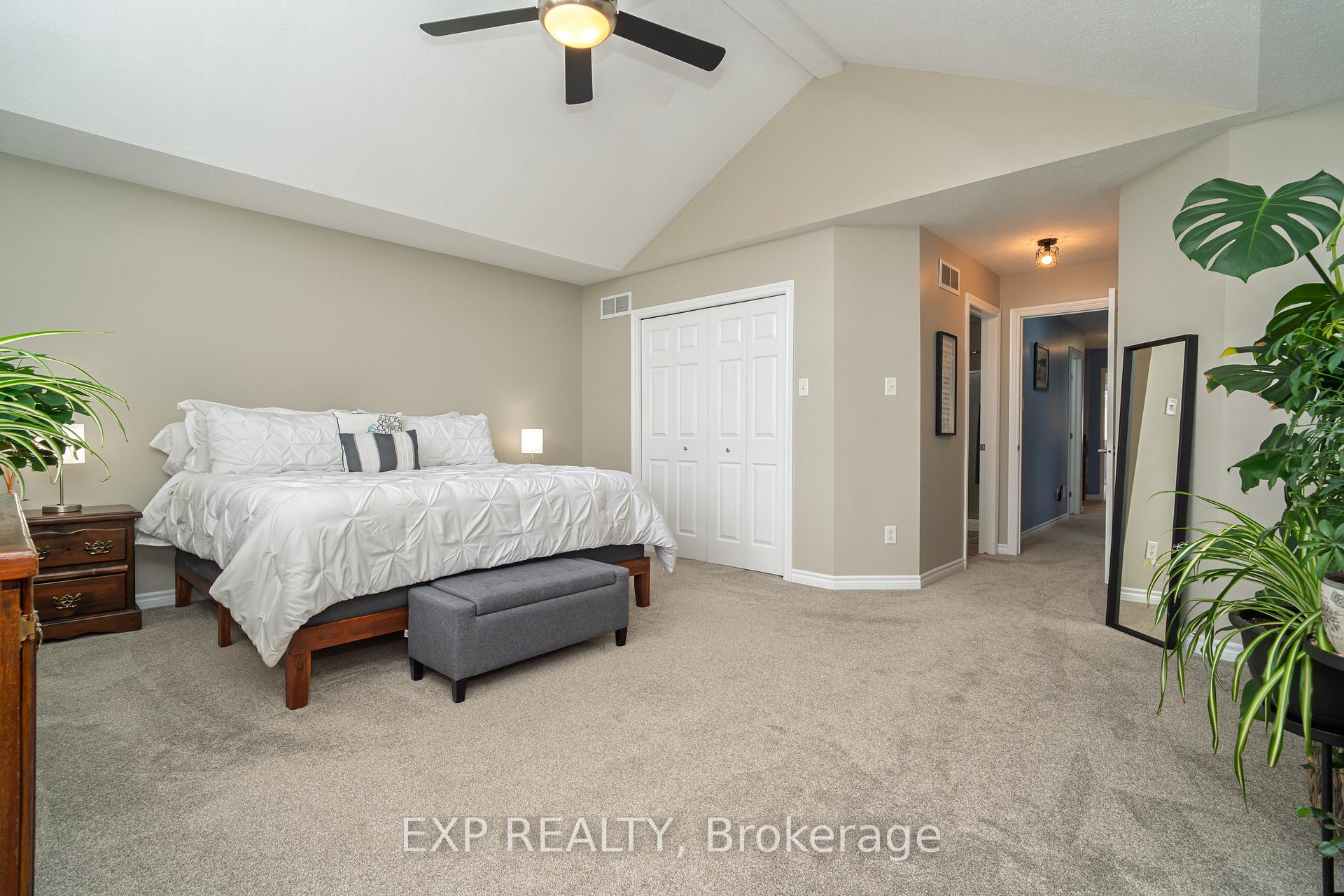 Photo 14 of 65 Friendly Crescent, Ottawa, Stittsville (South) — HOMEH