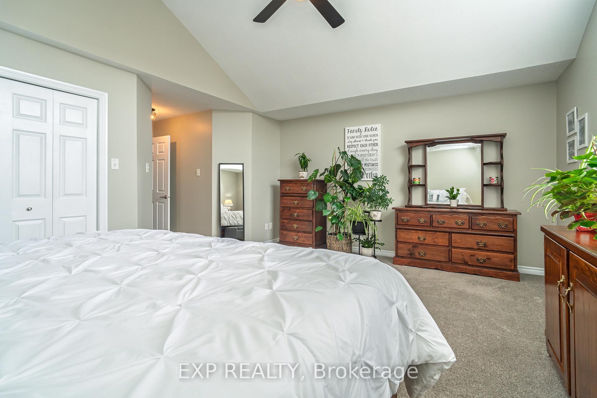 Photo 13 of 65 Friendly Crescent, Ottawa, Stittsville (South) — HOMEH