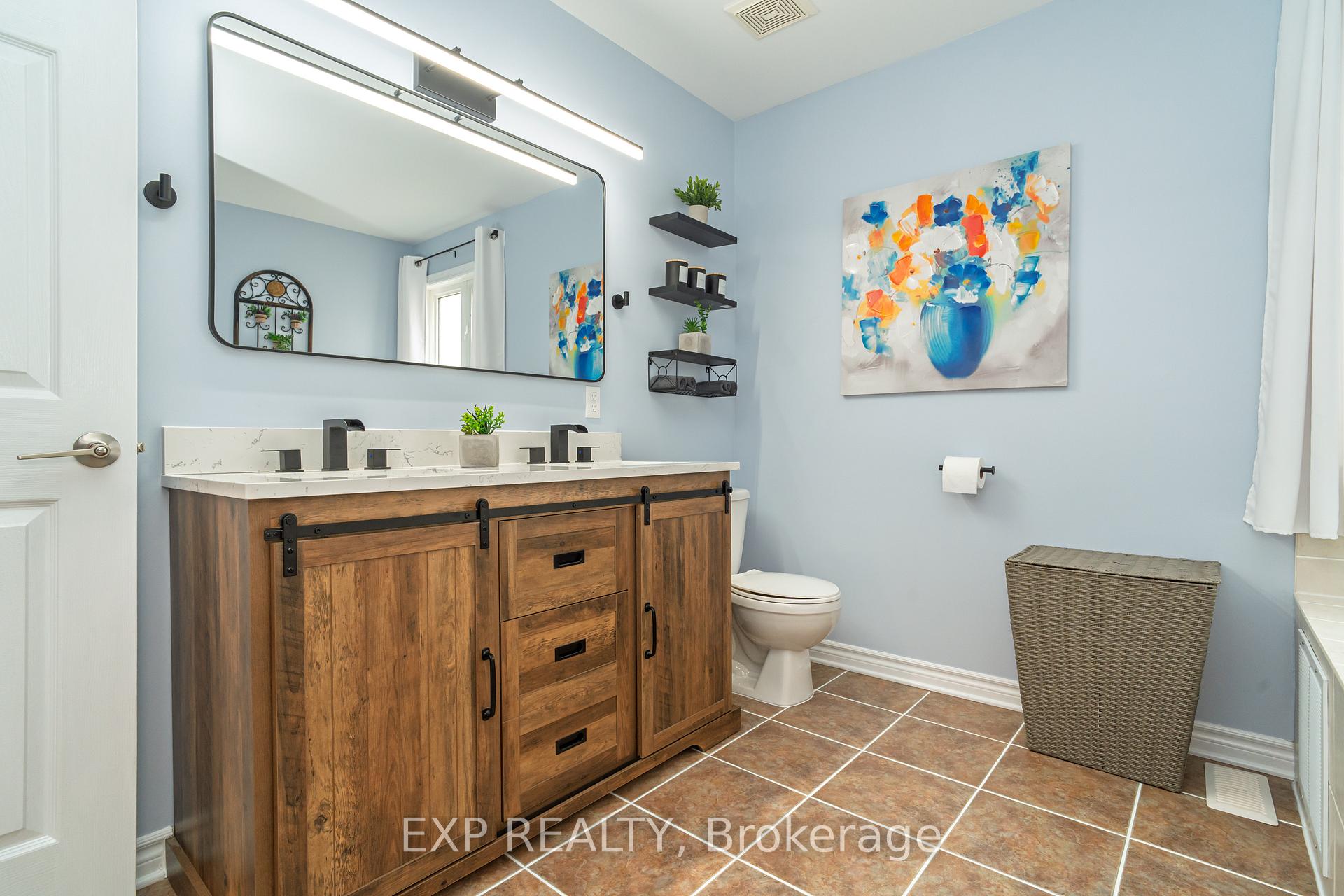 Photo 26 of 65 Friendly Crescent, Ottawa, Stittsville (South) — HOMEH