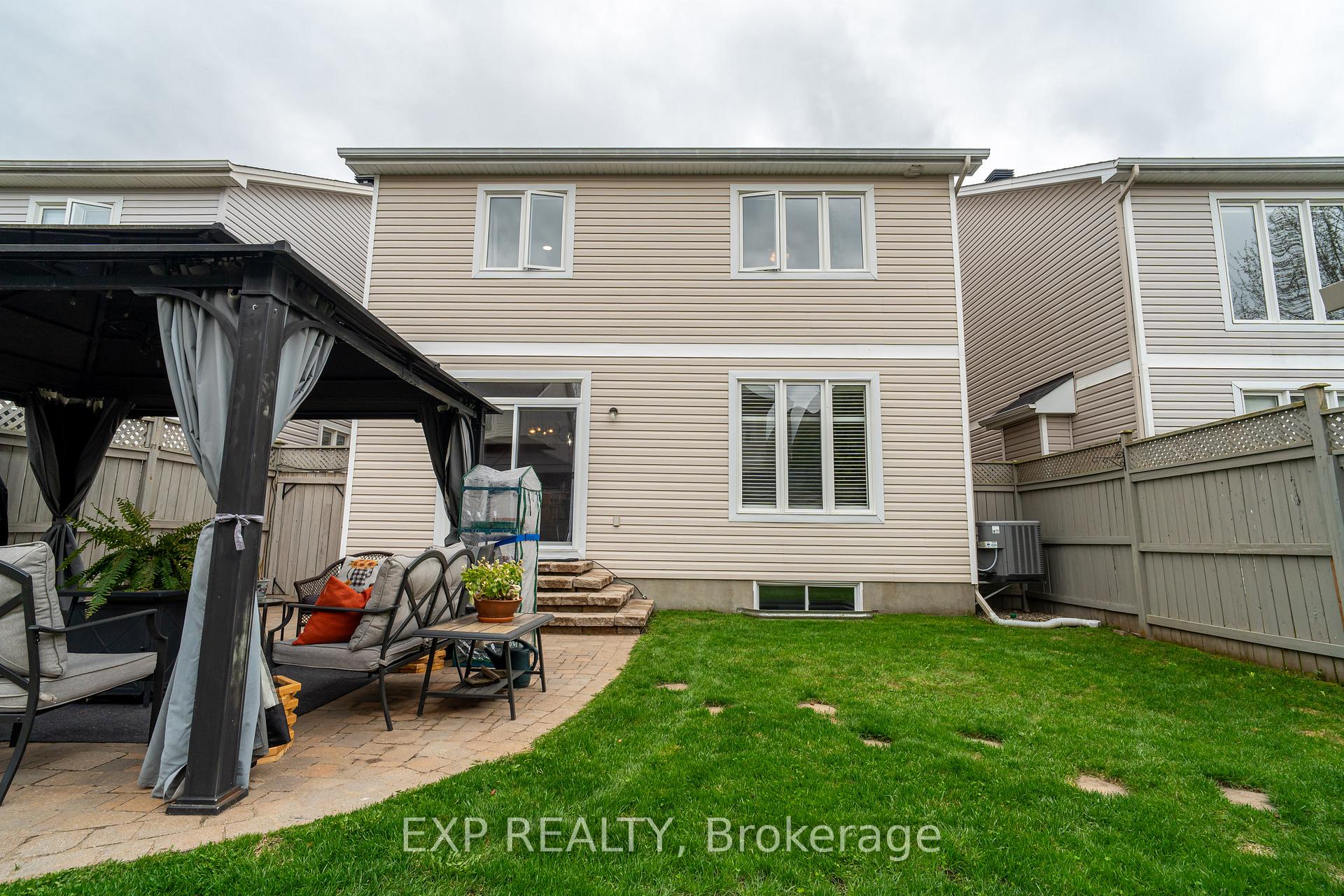 Photo 42 of 65 Friendly Crescent, Ottawa, Stittsville (South) — HOMEH