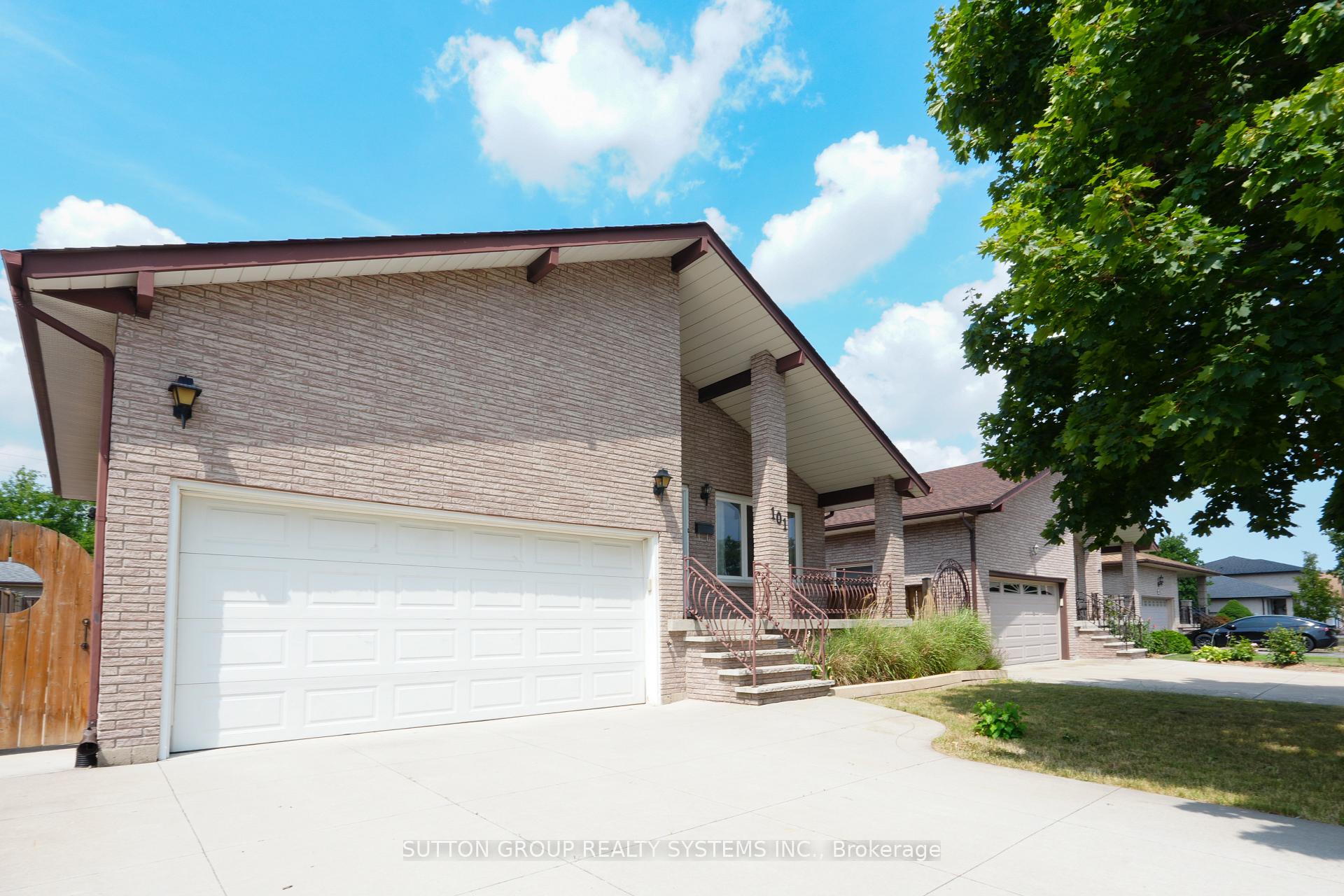 Front of 101 Henley Drive